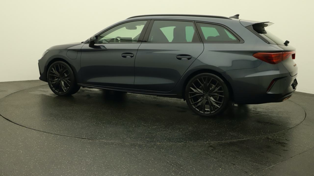 CUPRA LEON ST 1.5 e-HYBRID pHEV VZ Black Edition-showroom-element-2