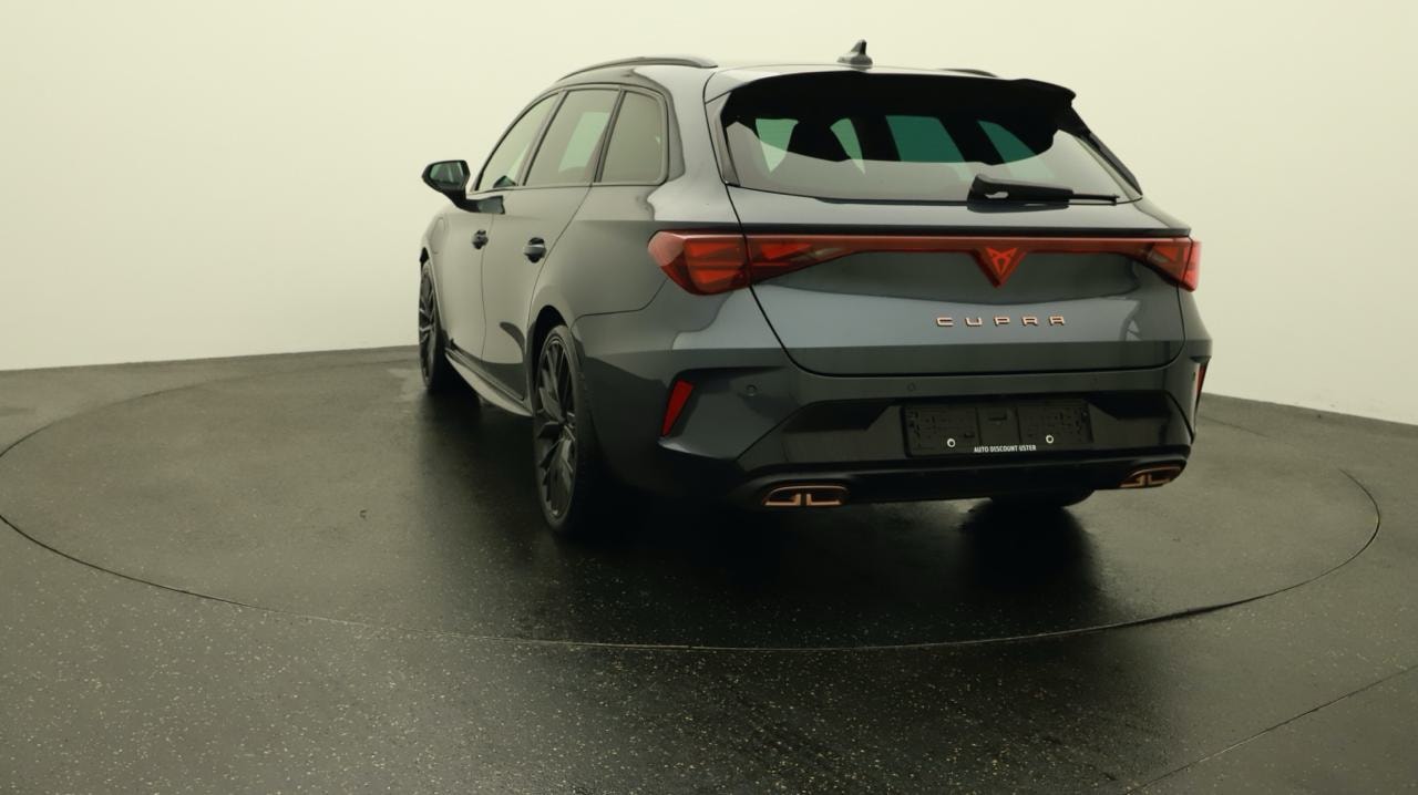 CUPRA LEON ST 1.5 e-HYBRID pHEV VZ Black Edition-showroom-element-3