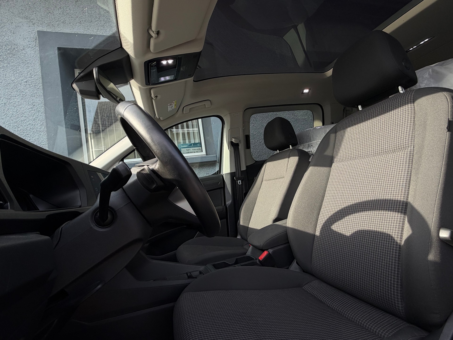 VW Caddy Maxi 2.0 TDI California DSG-image-6
