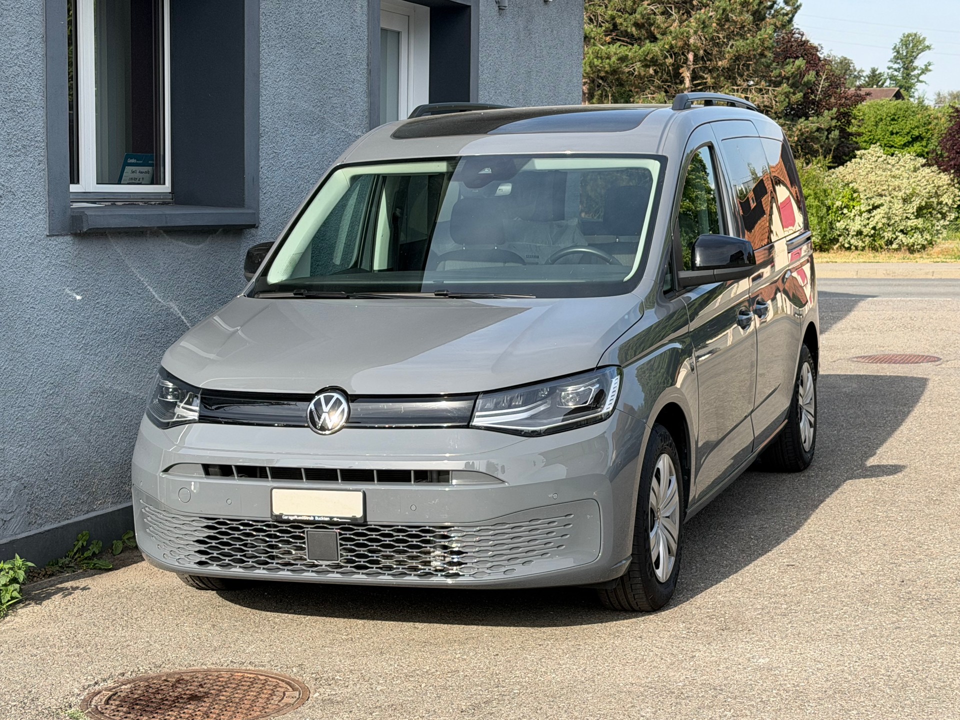 VW Caddy Maxi 2.0 TDI California DSG-image-1