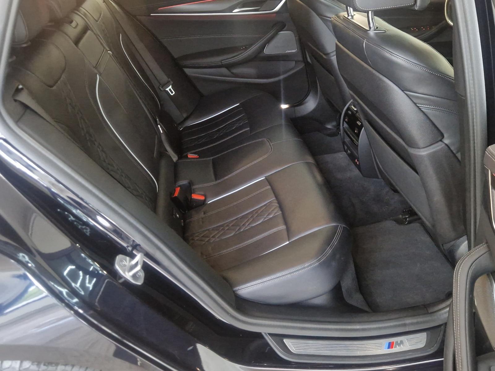 BMW 530d xDrive SAG Touring-image-13