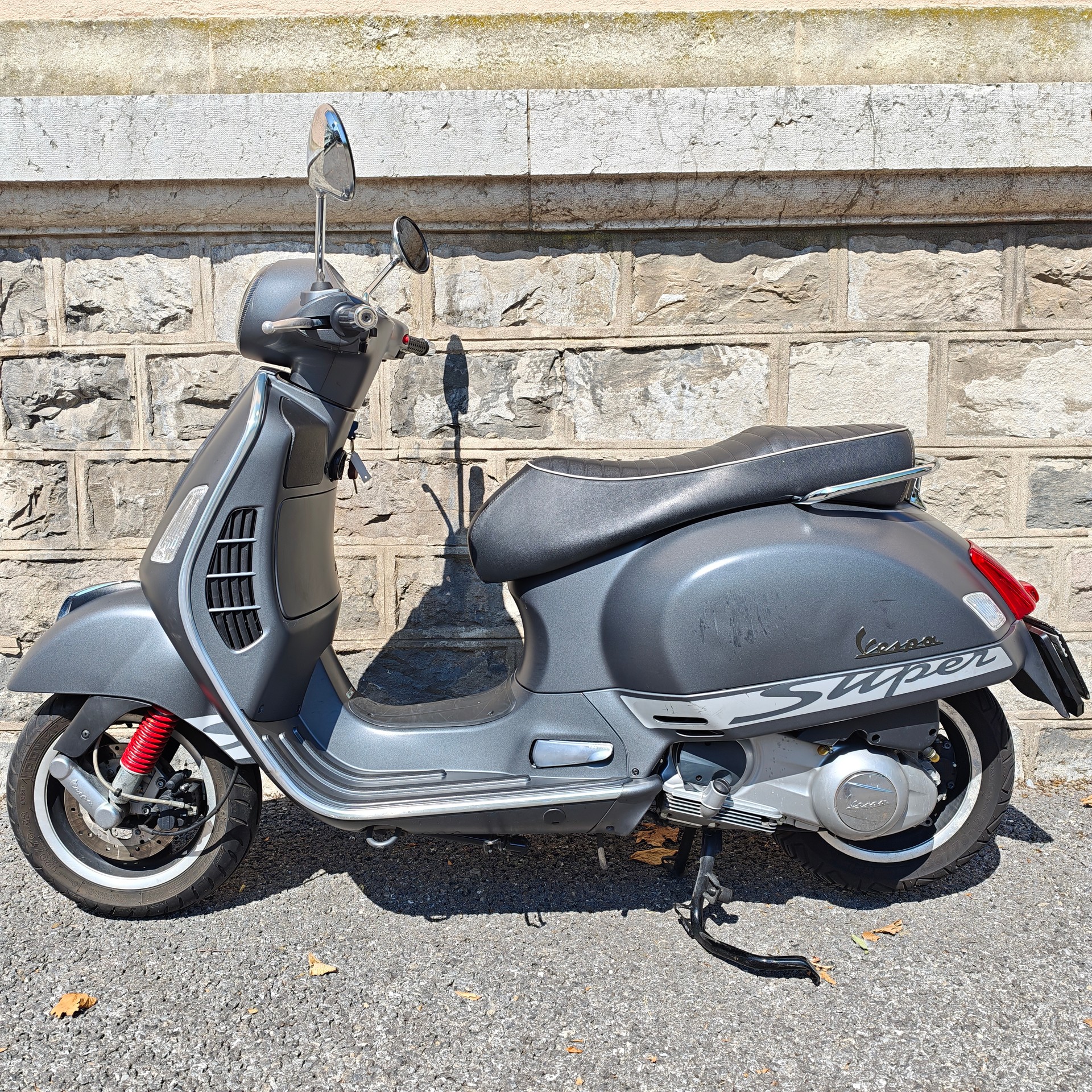 PIAGGIO Vespa GTS Super 300 i.e Sport-image-2
