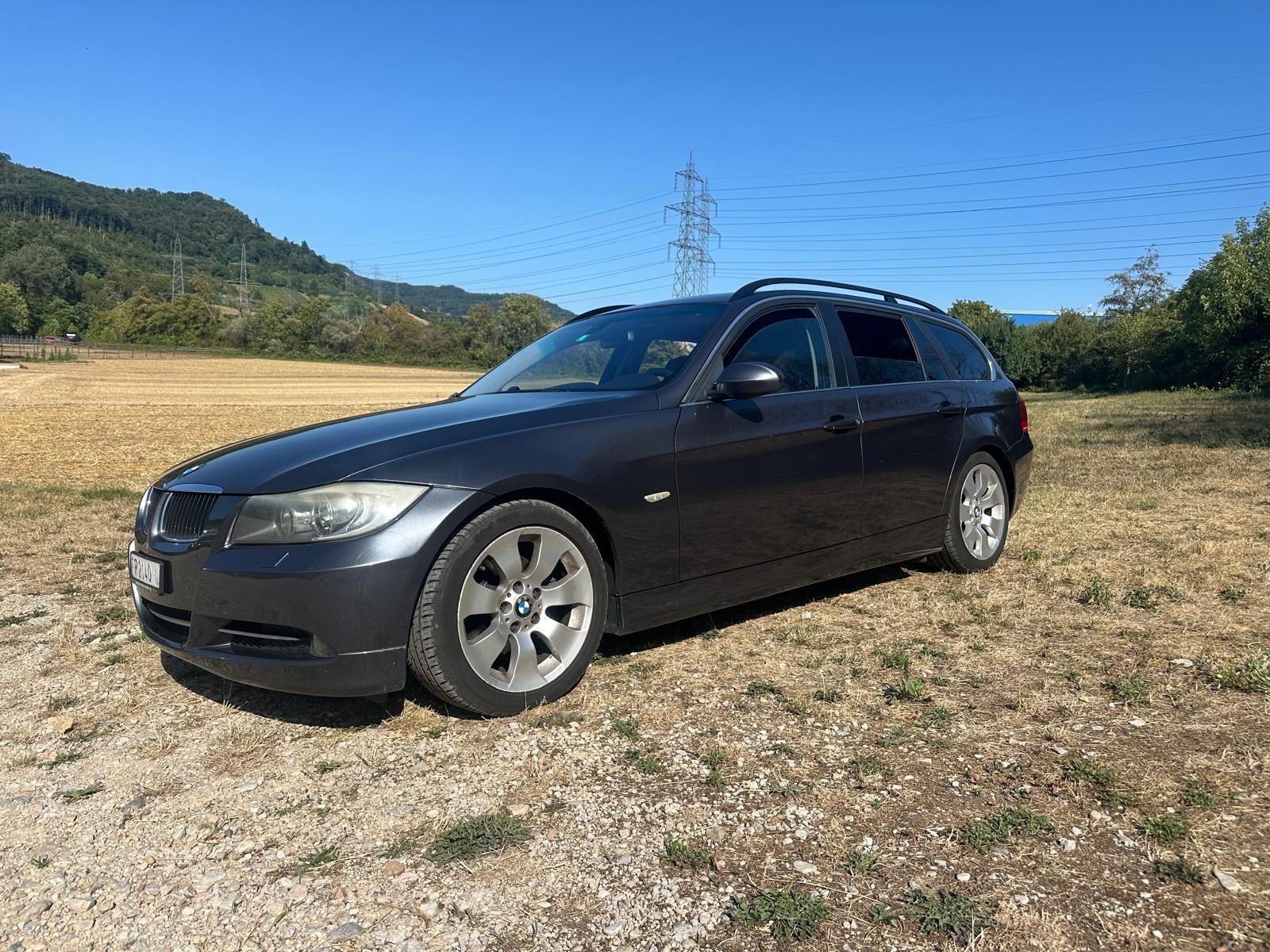 BMW 325i Touring