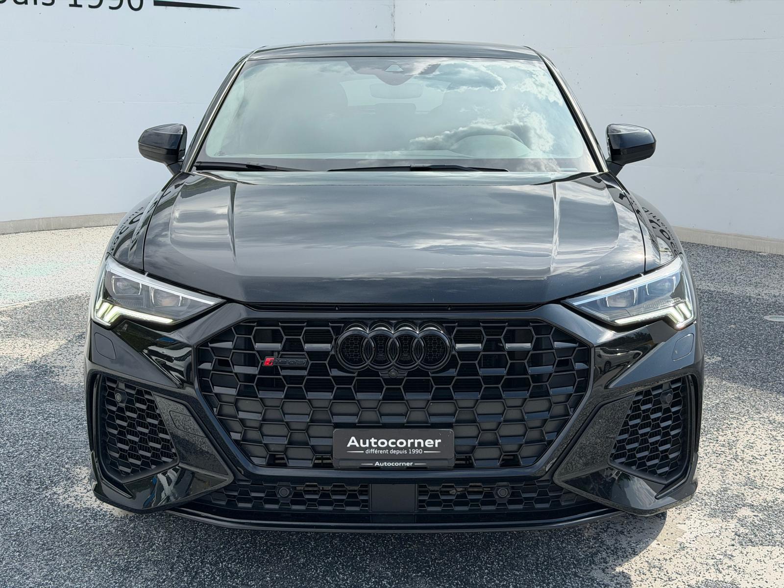 AUDI RS Q3 Sportback quattro S tronic-image-5