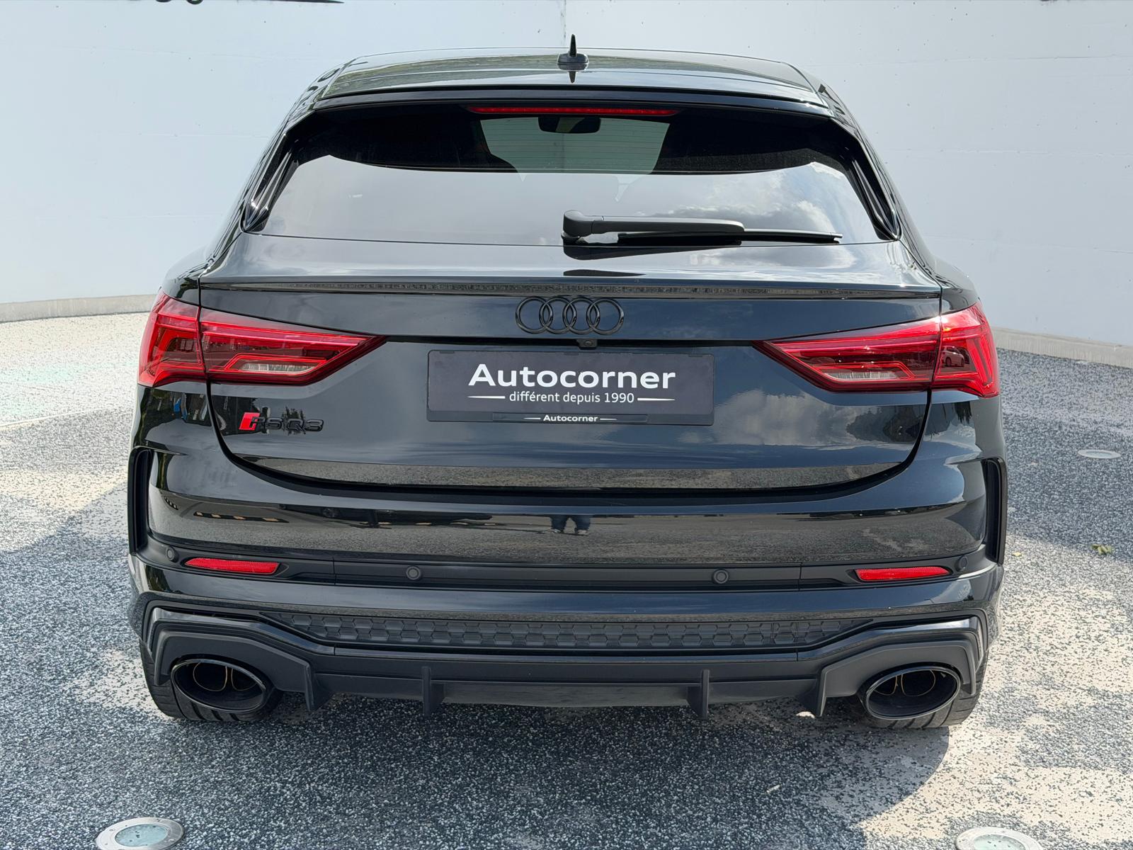AUDI RS Q3 Sportback quattro S tronic-showroom-element-3