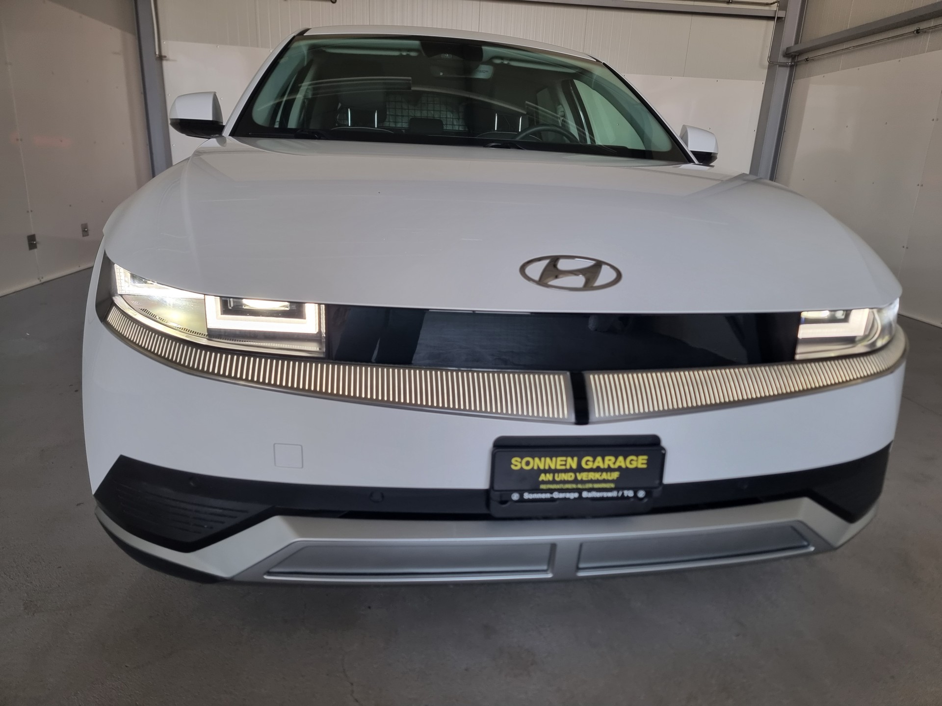 HYUNDAI Ioniq 5 77kWh Amplia 2WD-image-13