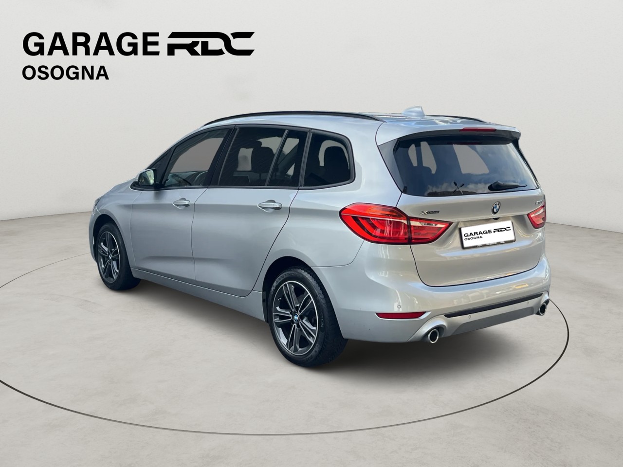 BMW 218d xDrive Gran Tourer Steptronic Sport Line-image-6