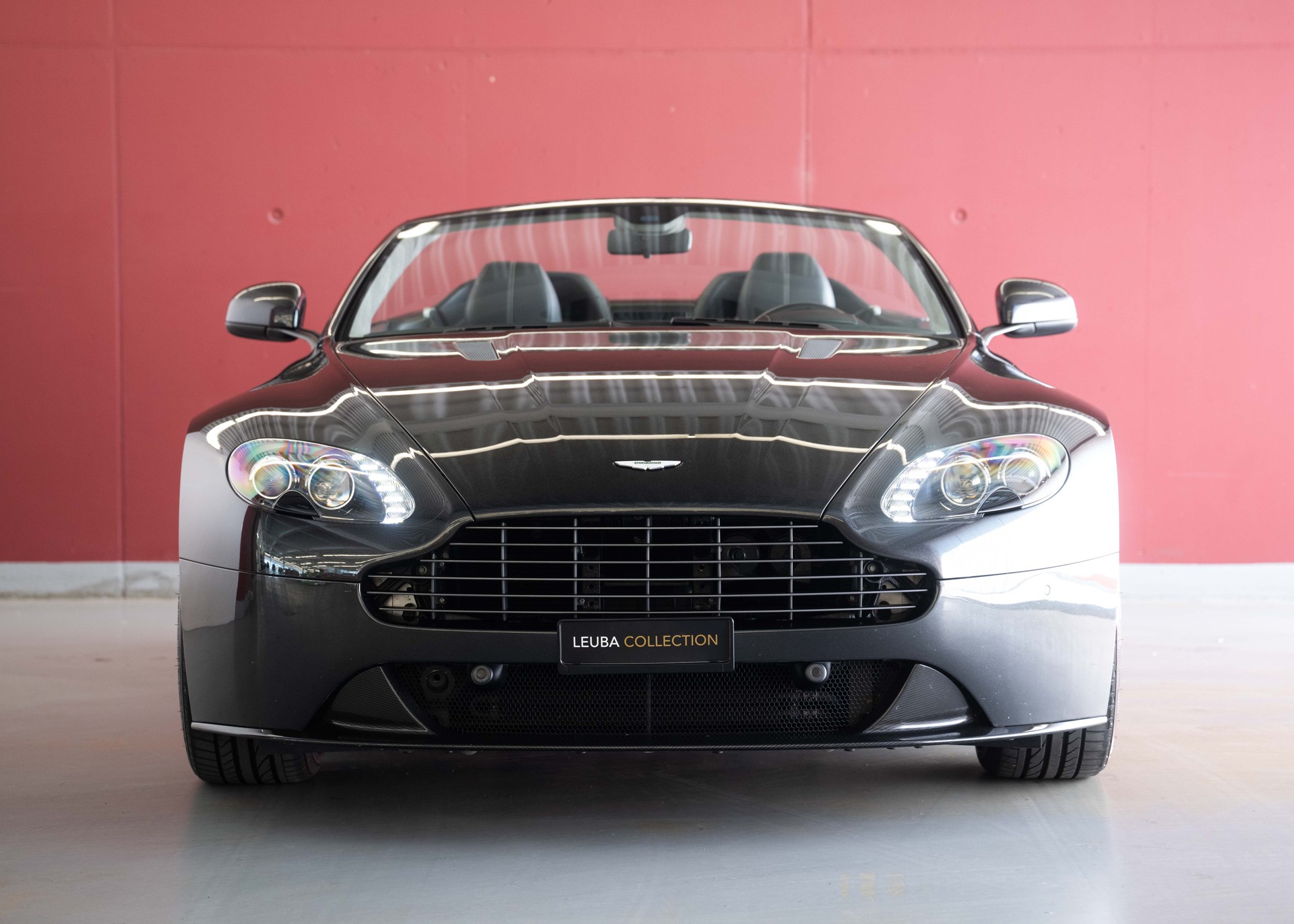 ASTON MARTIN V8 Vantage 4.7 S Roadster SP10 (Limited Edition 1/161, Swiss car, beautiful condition, full Aston history)-showroom-element-2