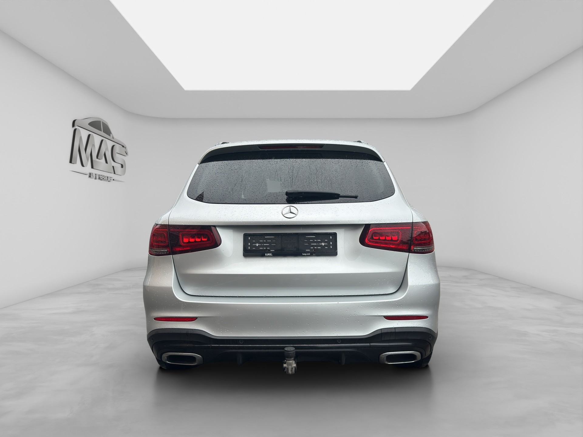 MERCEDES-BENZ GLC 220 d AMG Line 4Matic 9G-Tronic-showroom-element-3