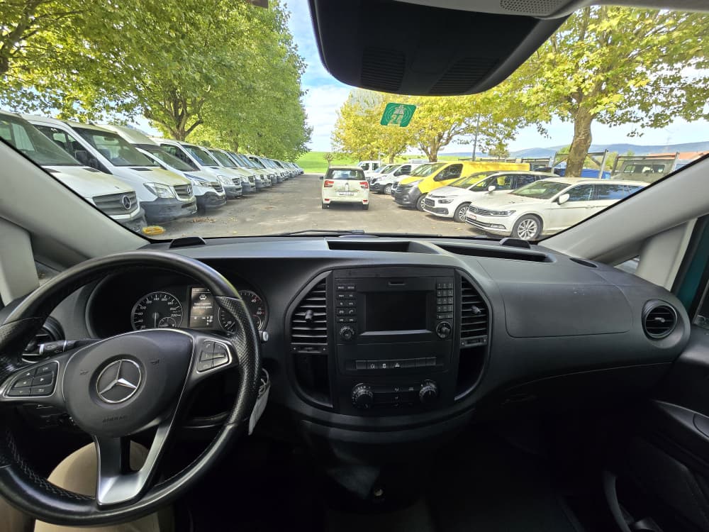 MERCEDES-BENZ Vito 114 BlueTEC L 7G-Tronic Euro 6 ** Lange Version mit Werkstatt Einrichtung ** Navi +RF-kamera **-image-10