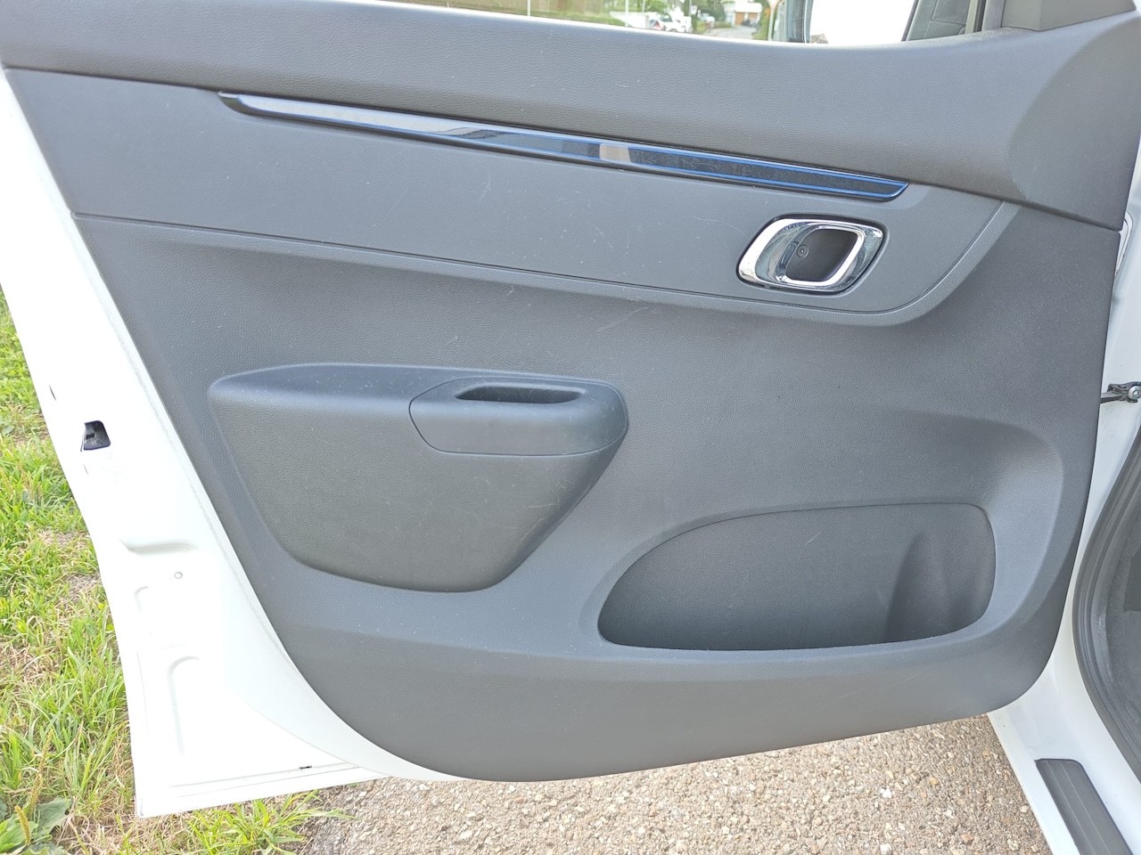 DACIA Spring Comfort Plus SCHNELLLADEOPTION CCS-image-28