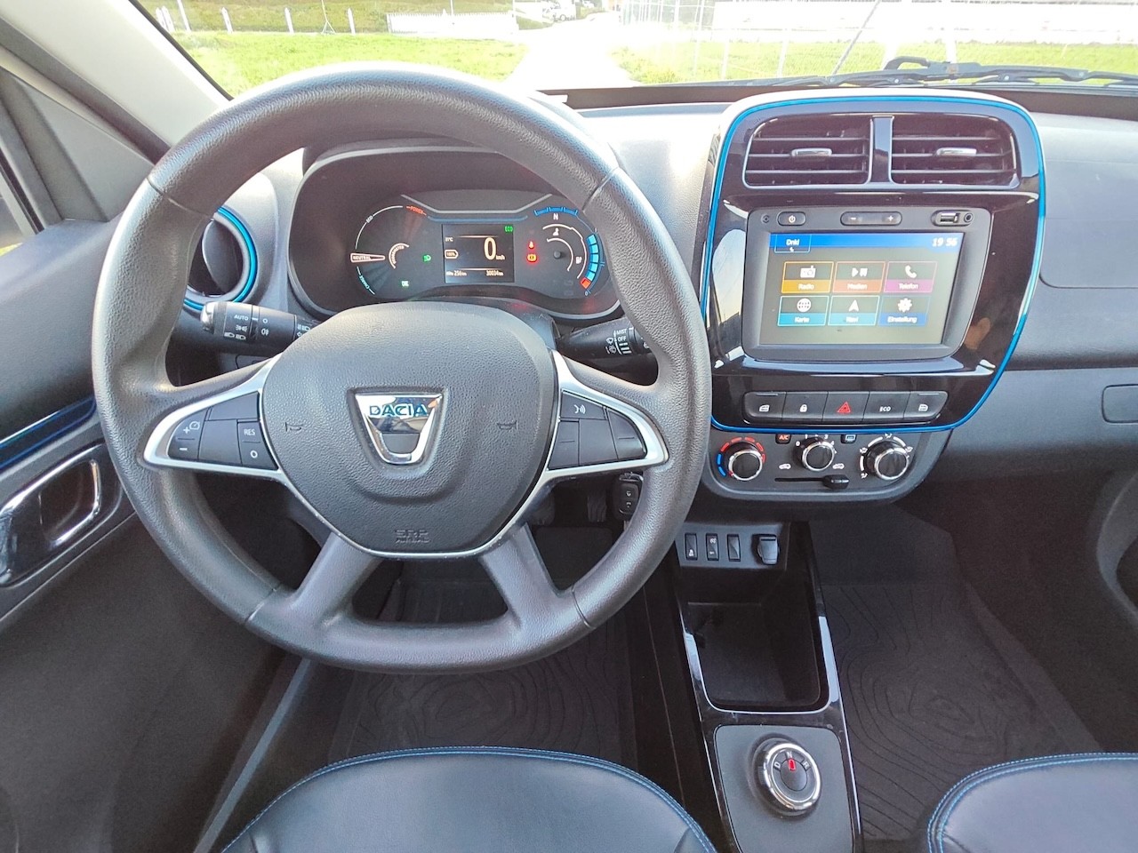 DACIA Spring Comfort Plus SCHNELLLADEOPTION CCS-image-14