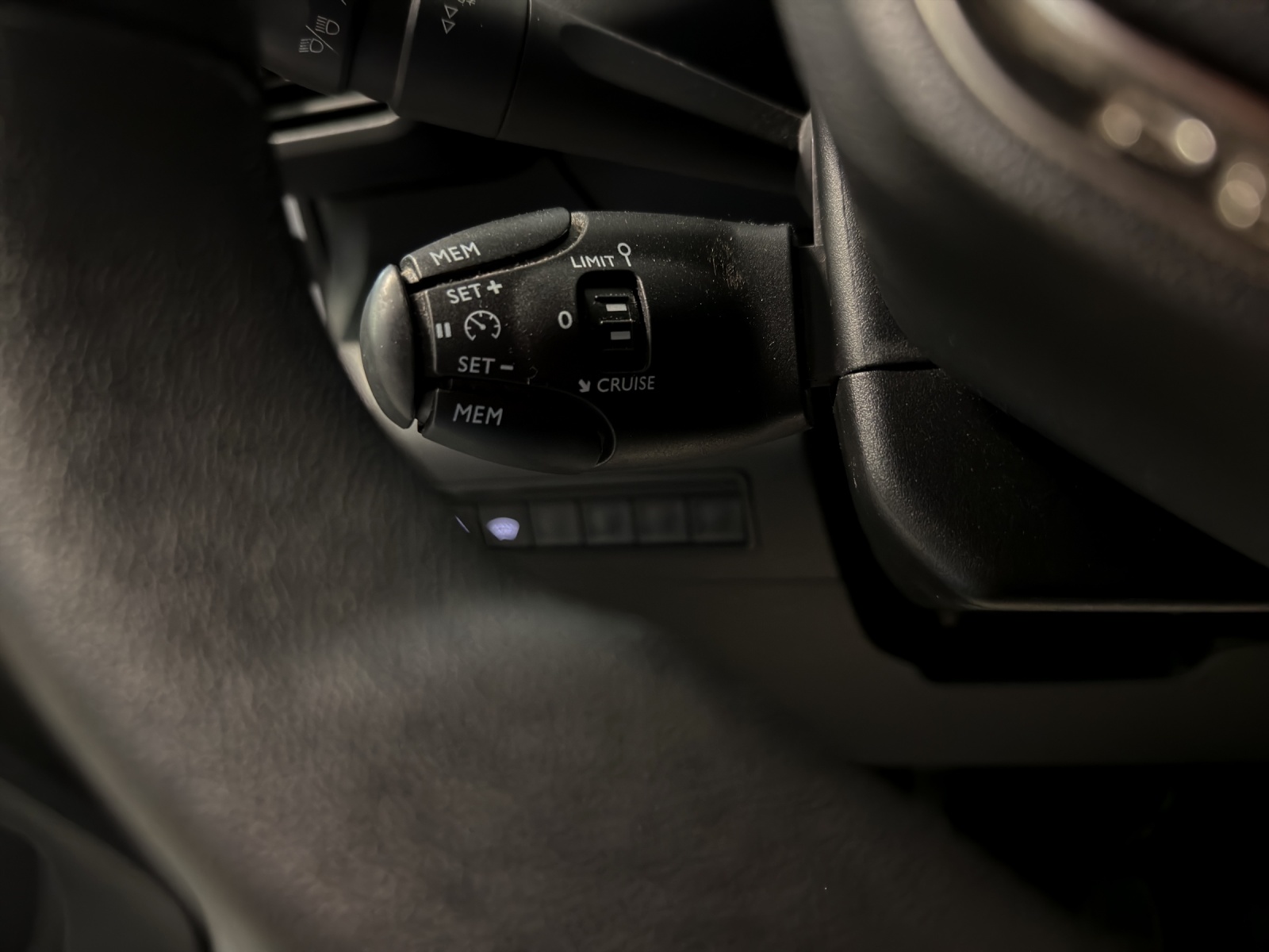 PEUGEOT 1.5 Blue HDi s/s Asphalt 1000kg-image-10