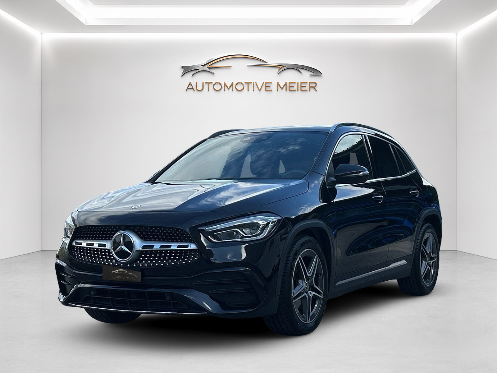 MERCEDES-BENZ GLA 250 4Matic AMG Line 8G-DCT