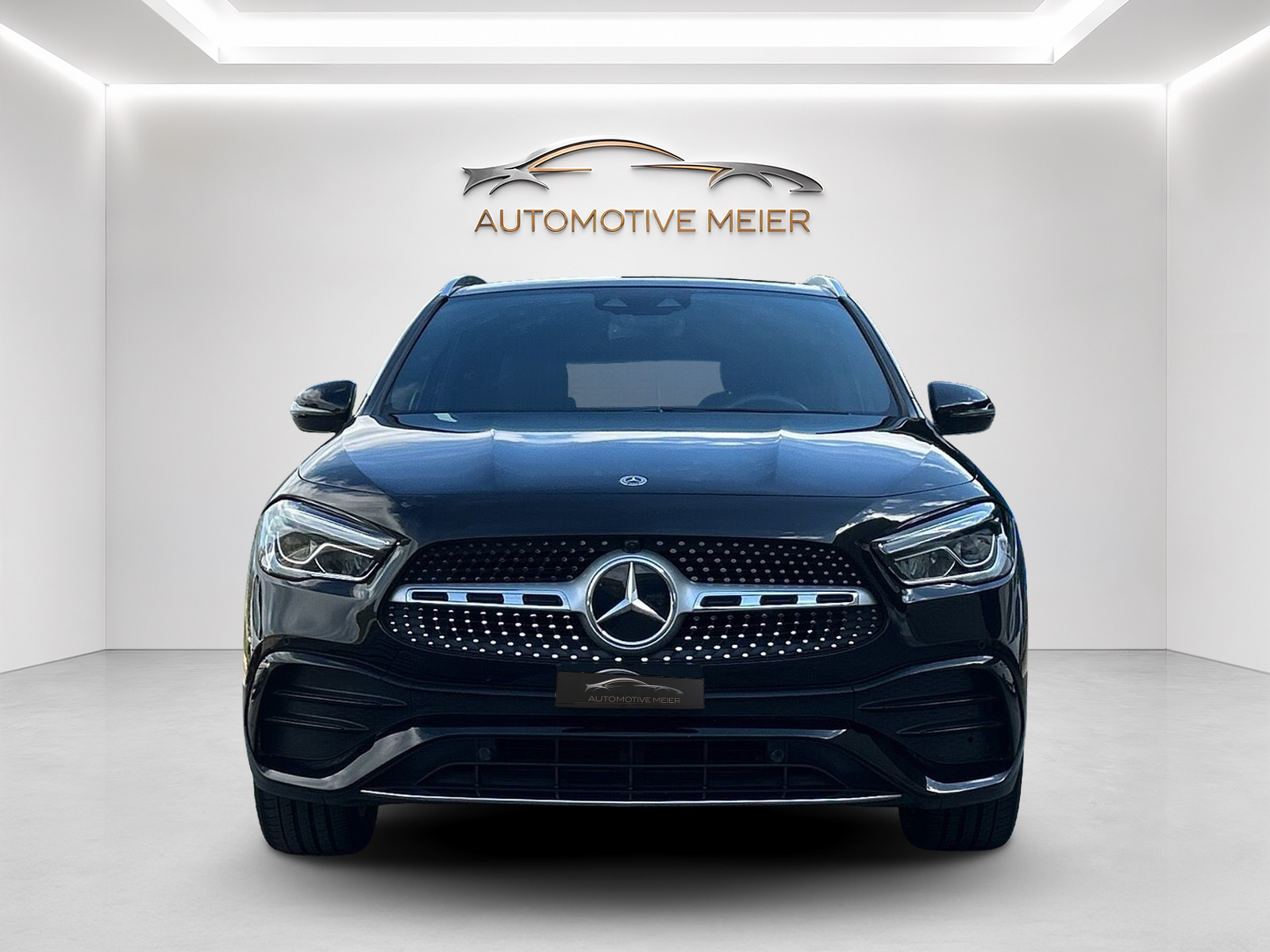 MERCEDES-BENZ GLA 250 4Matic AMG Line 8G-DCT-showroom-element-3