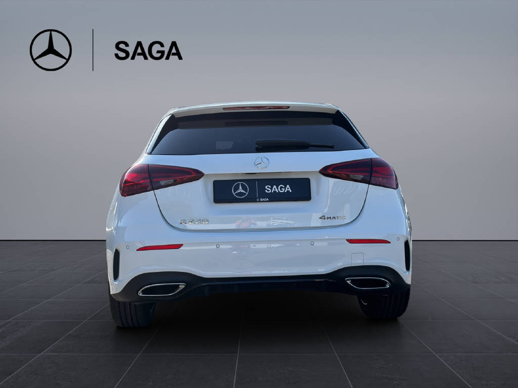 MERCEDES-BENZ A 220 4Matic 8G-DCT-image-5