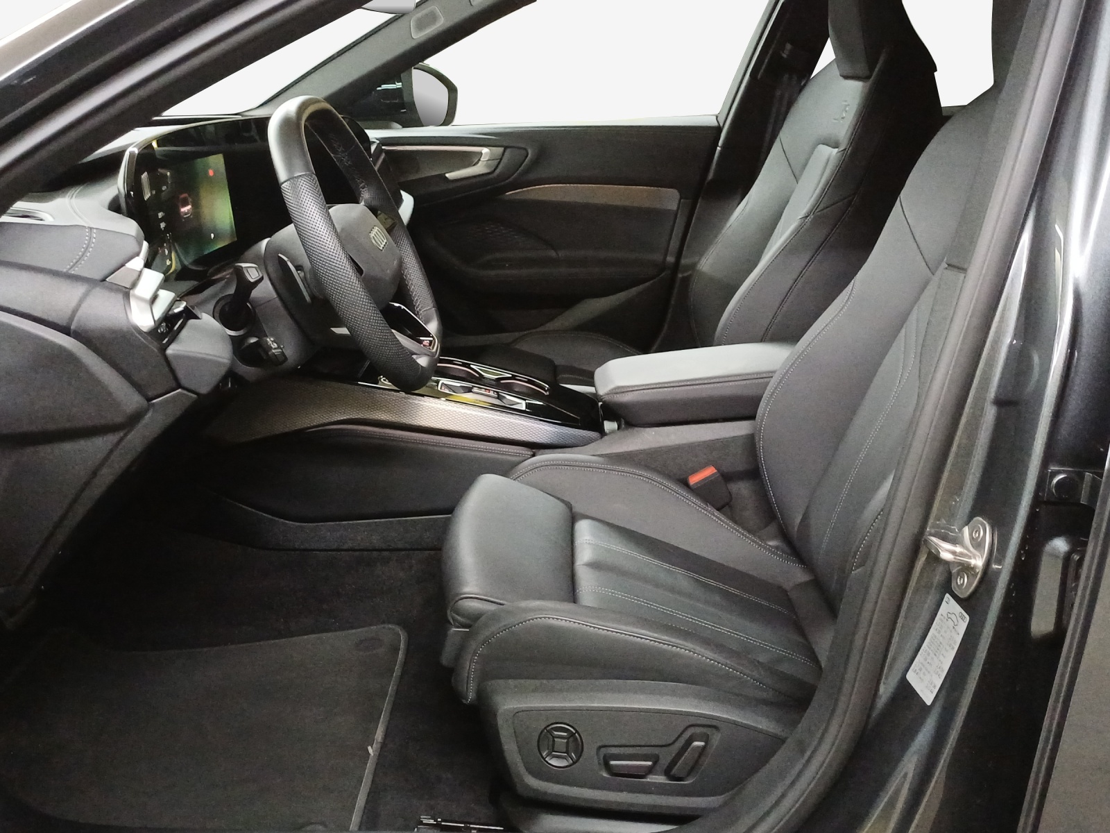 AUDI A5 Avant TFSI quattro 150 kW S tronic-image-7