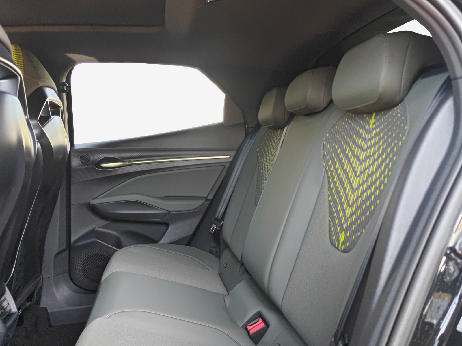 CUPRA Raval 52 kWh VZ Extreme-image-11