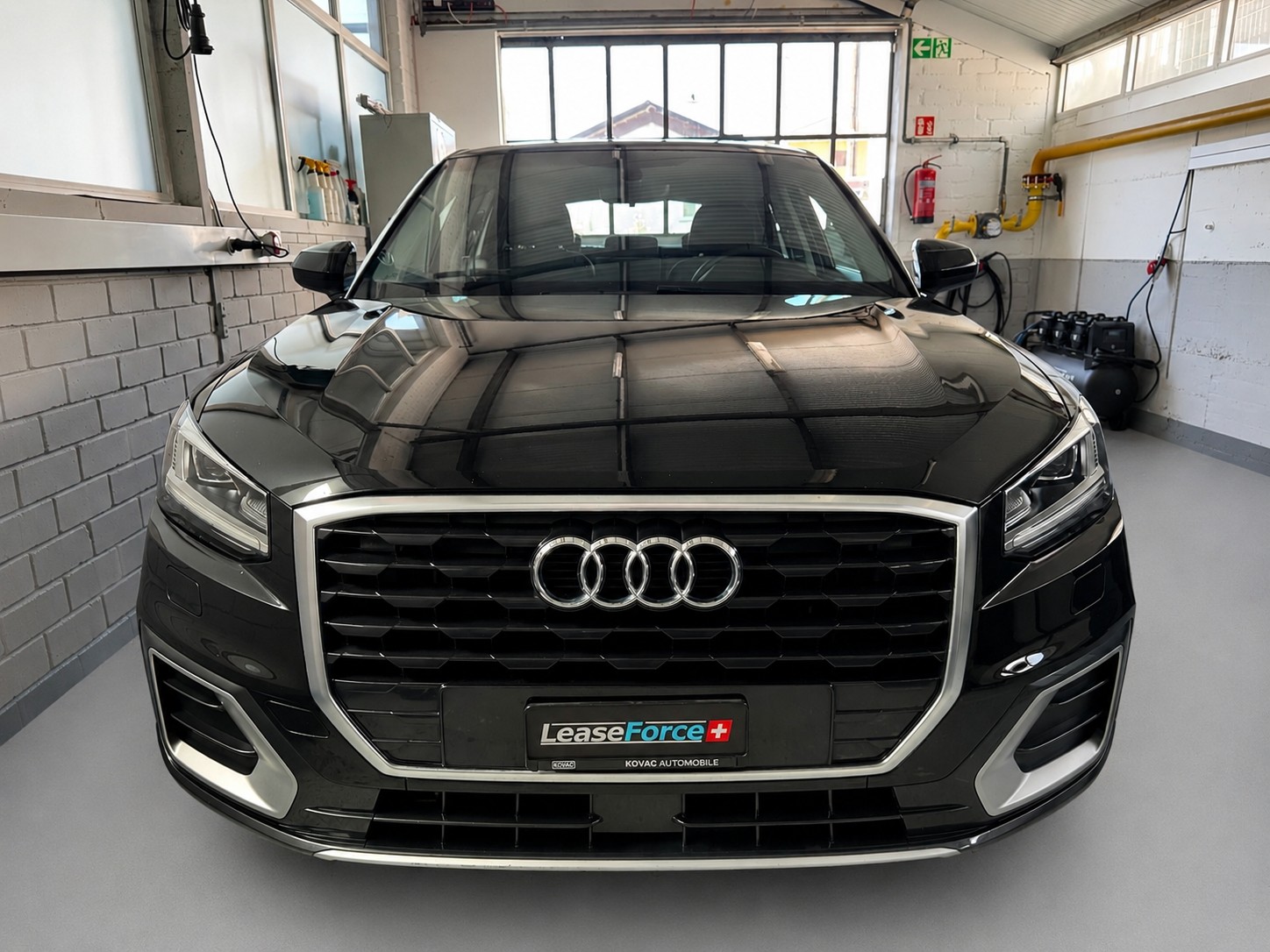 AUDI Q2 35 TFSI Design S-tronic-image-1