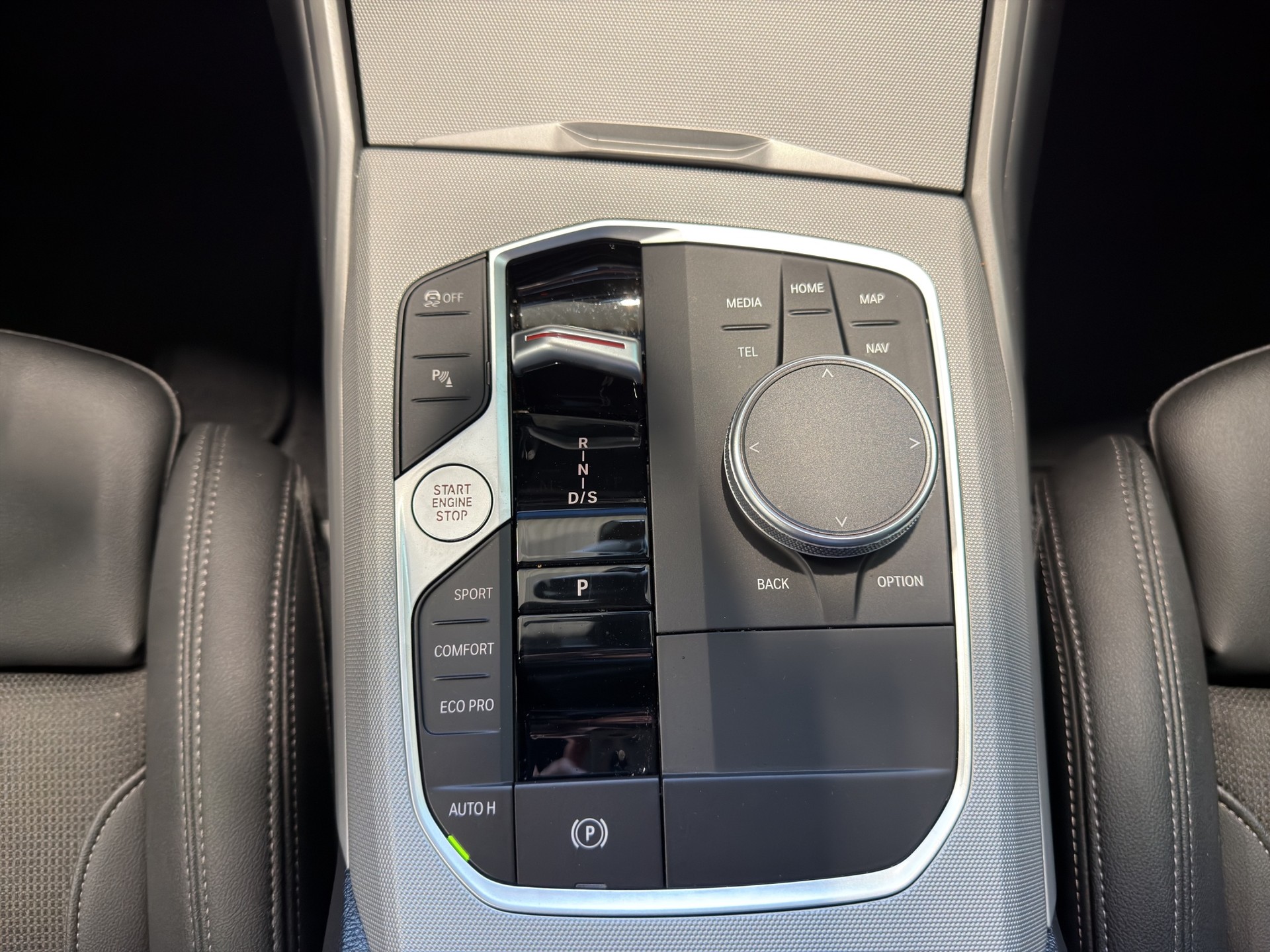 BMW 3er Reihe G21 Touring 320d xDrive-image-23