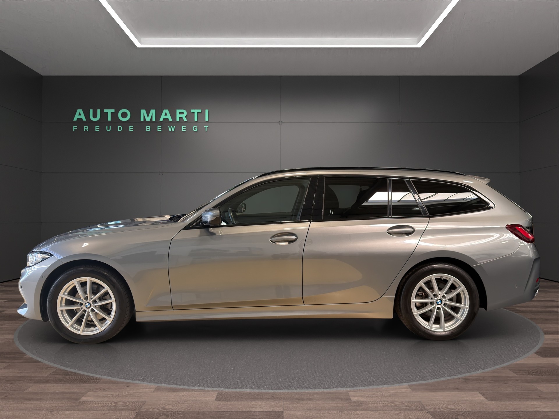 BMW 3er Reihe G21 Touring 320d xDrive-showroom-element-1