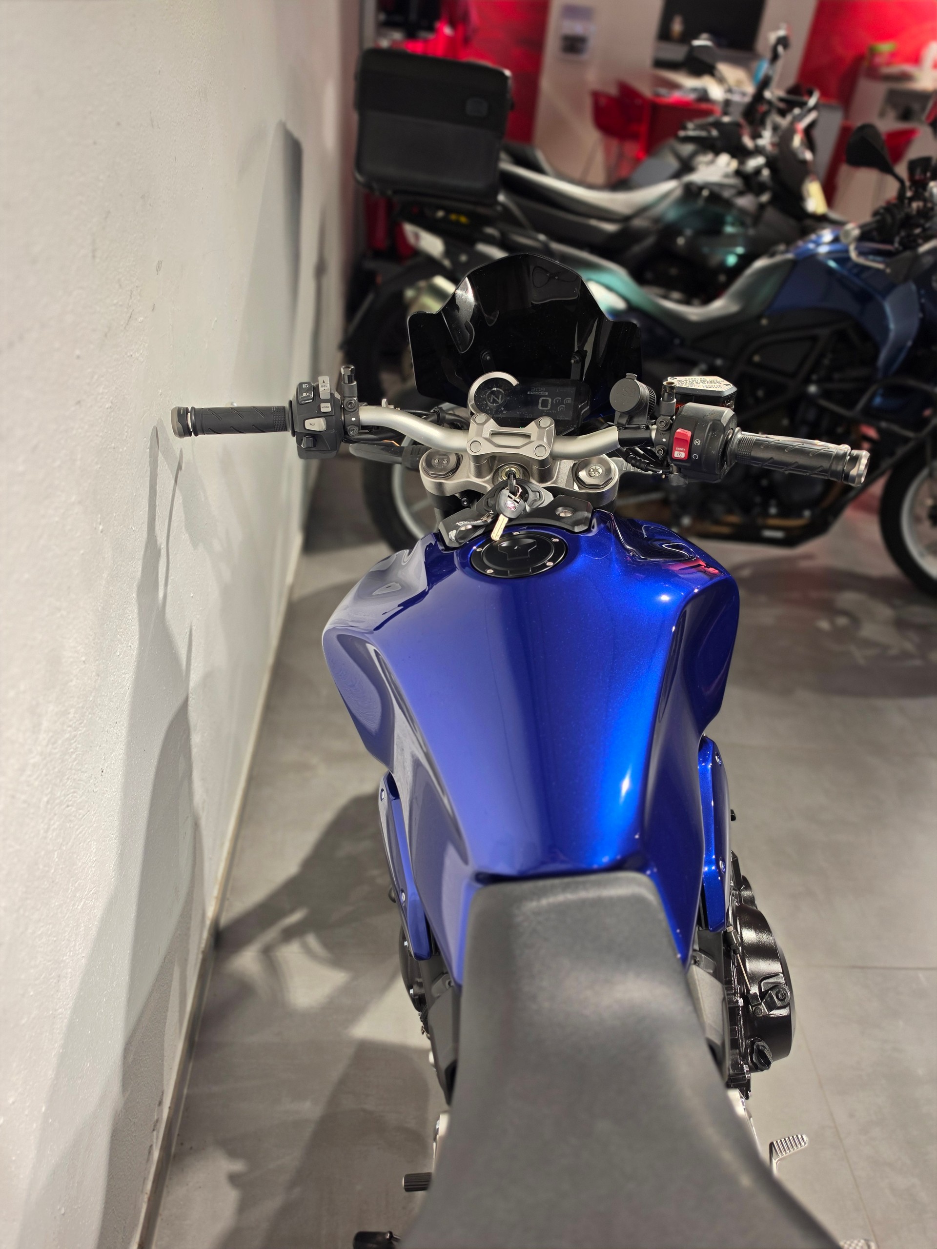 HONDA CB 1000 R ABS-image-9