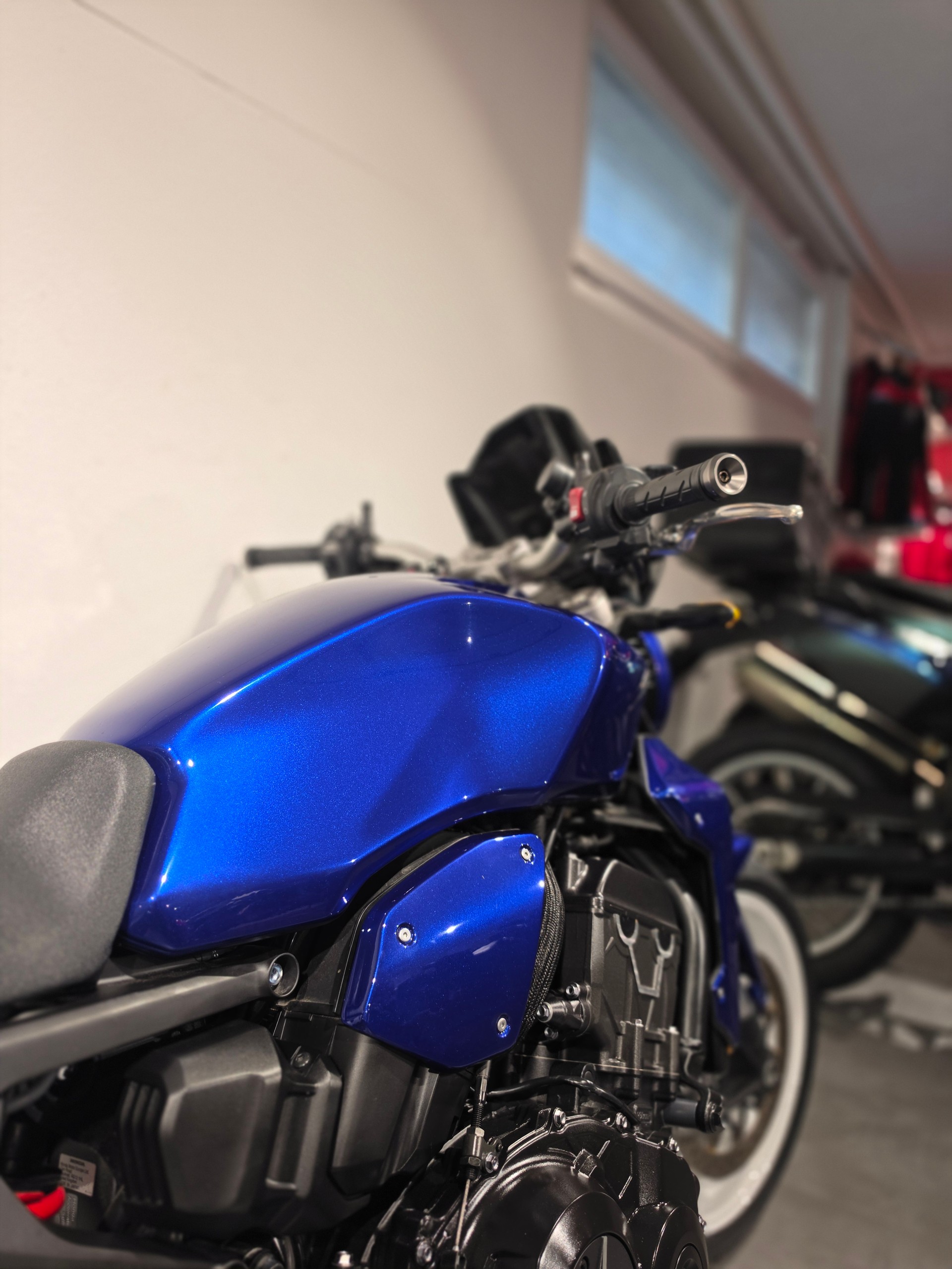HONDA CB 1000 R ABS-image-3