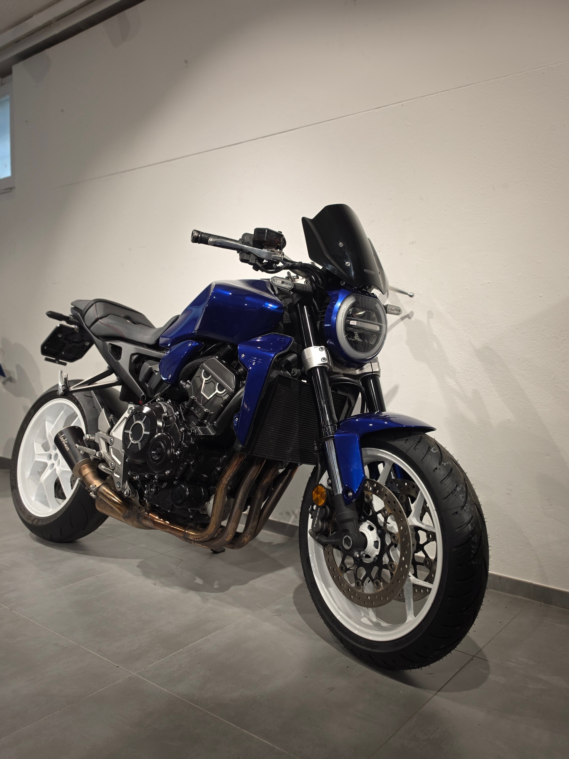 HONDA CB 1000 R ABS-image-5
