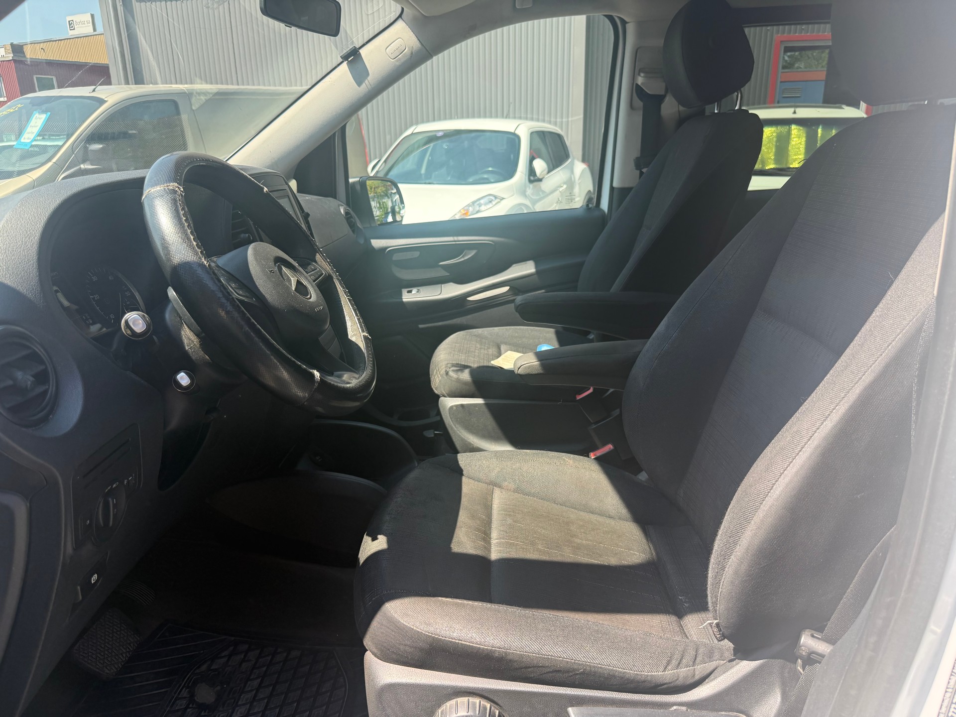 MERCEDES-BENZ Vito 119 BlueTEC Tourer Base EL 7G-Tronic-image-6