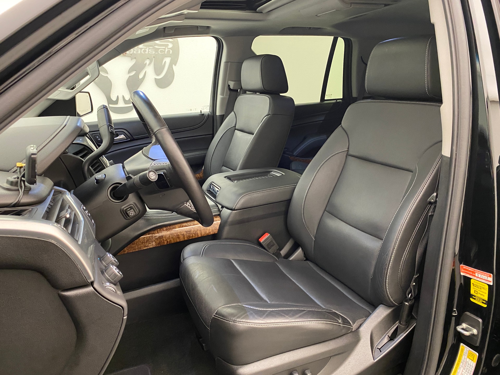 CHEVROLET Tahoe 5.3 Premier-image-8