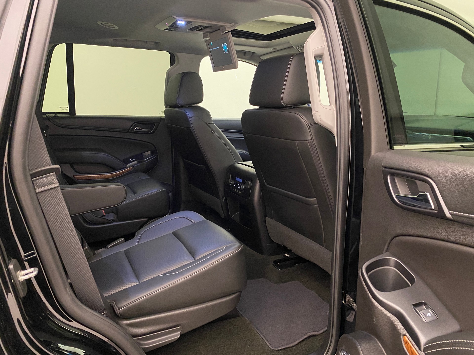 CHEVROLET Tahoe 5.3 Premier-image-12