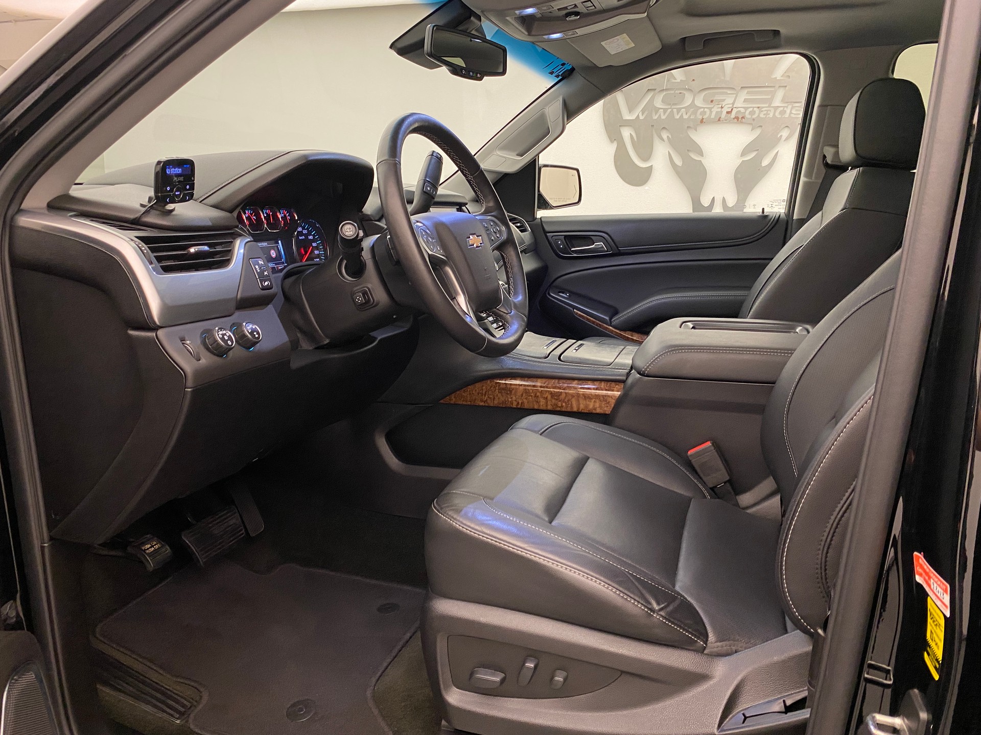 CHEVROLET Tahoe 5.3 Premier-image-9