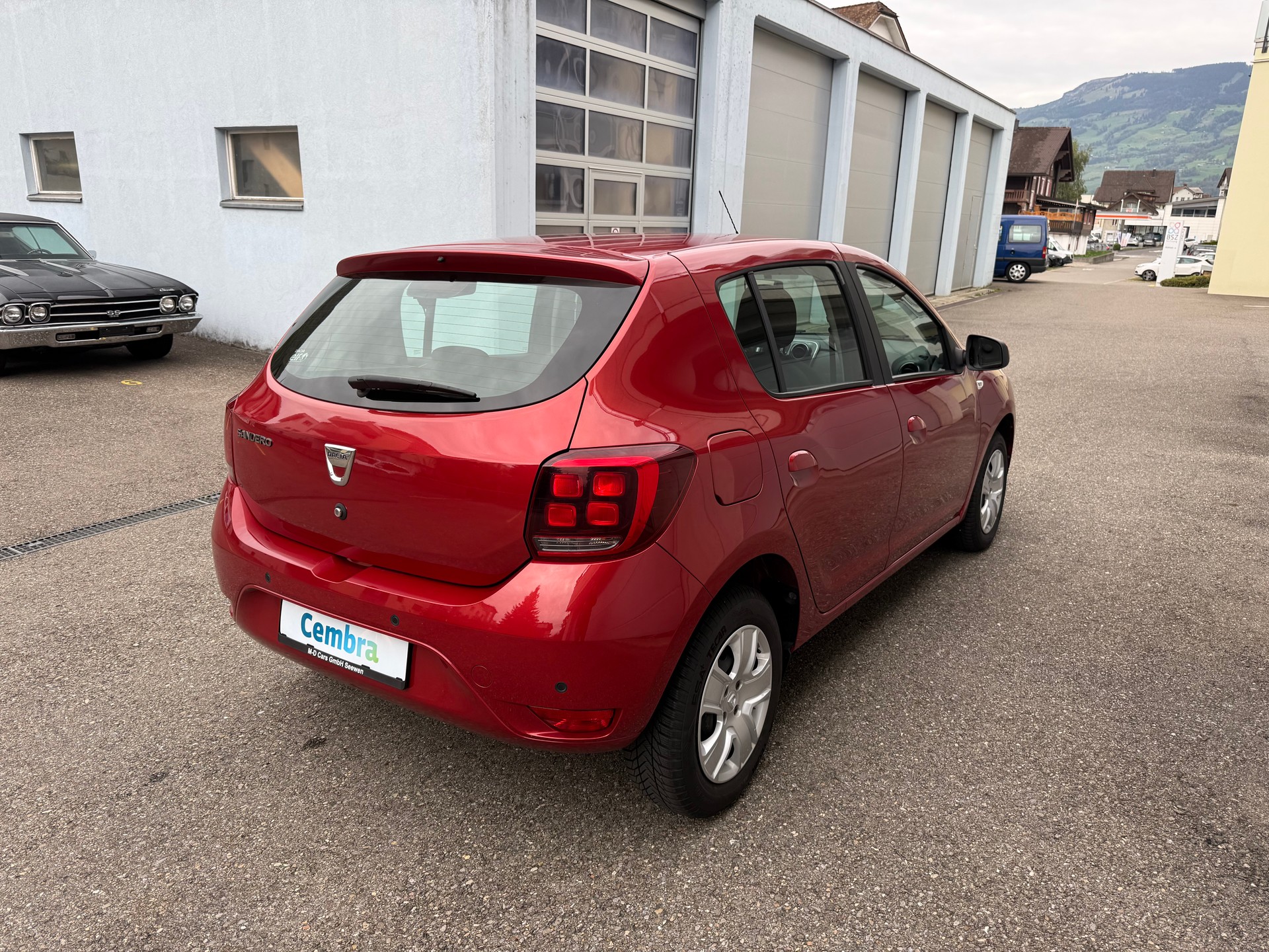DACIA Sandero TCe 90 Lauréate Automatic-showroom-element-3