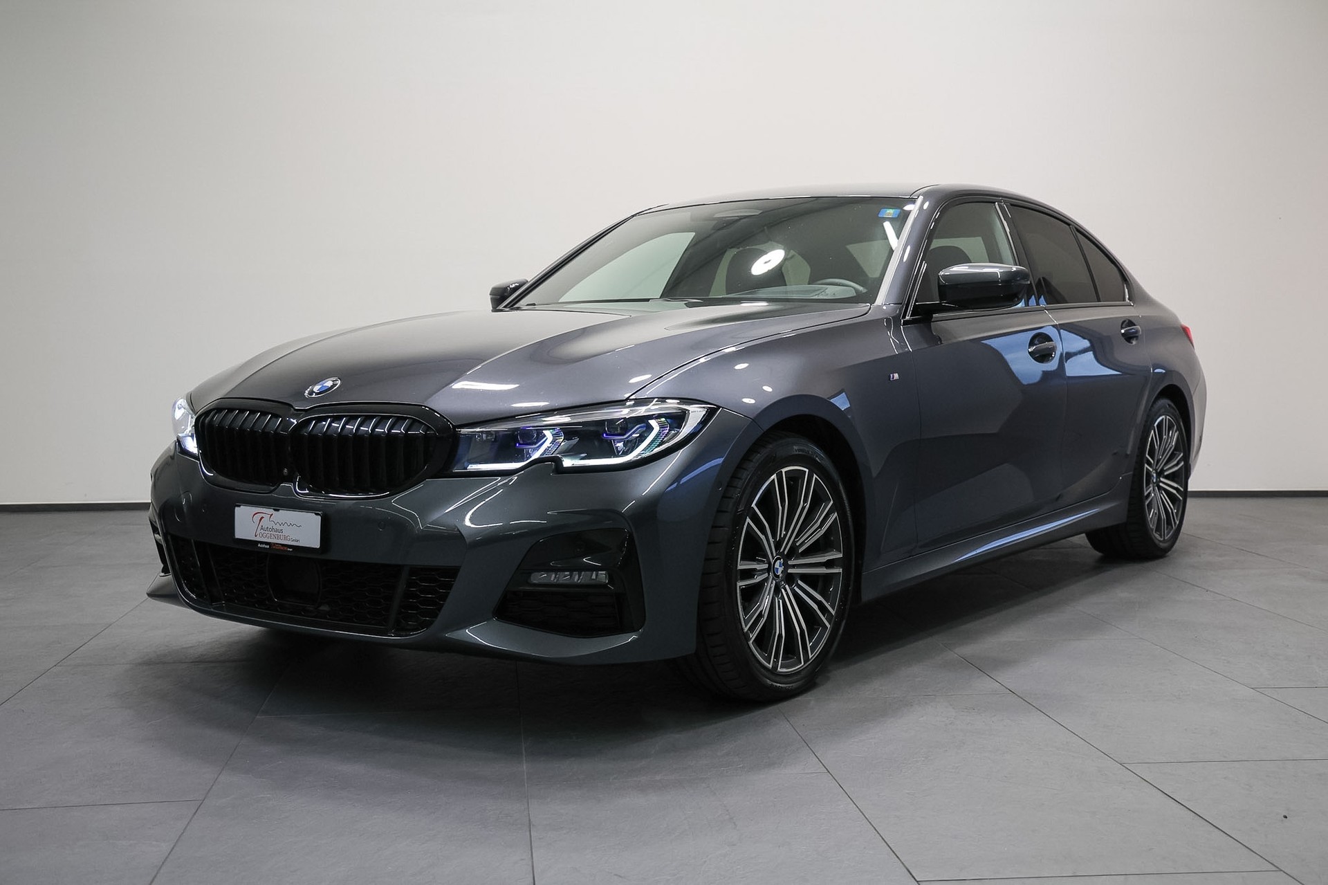 BMW 320d xDrive M Sport Steptronic *CH-Fahrzeug*-showroom-element-2