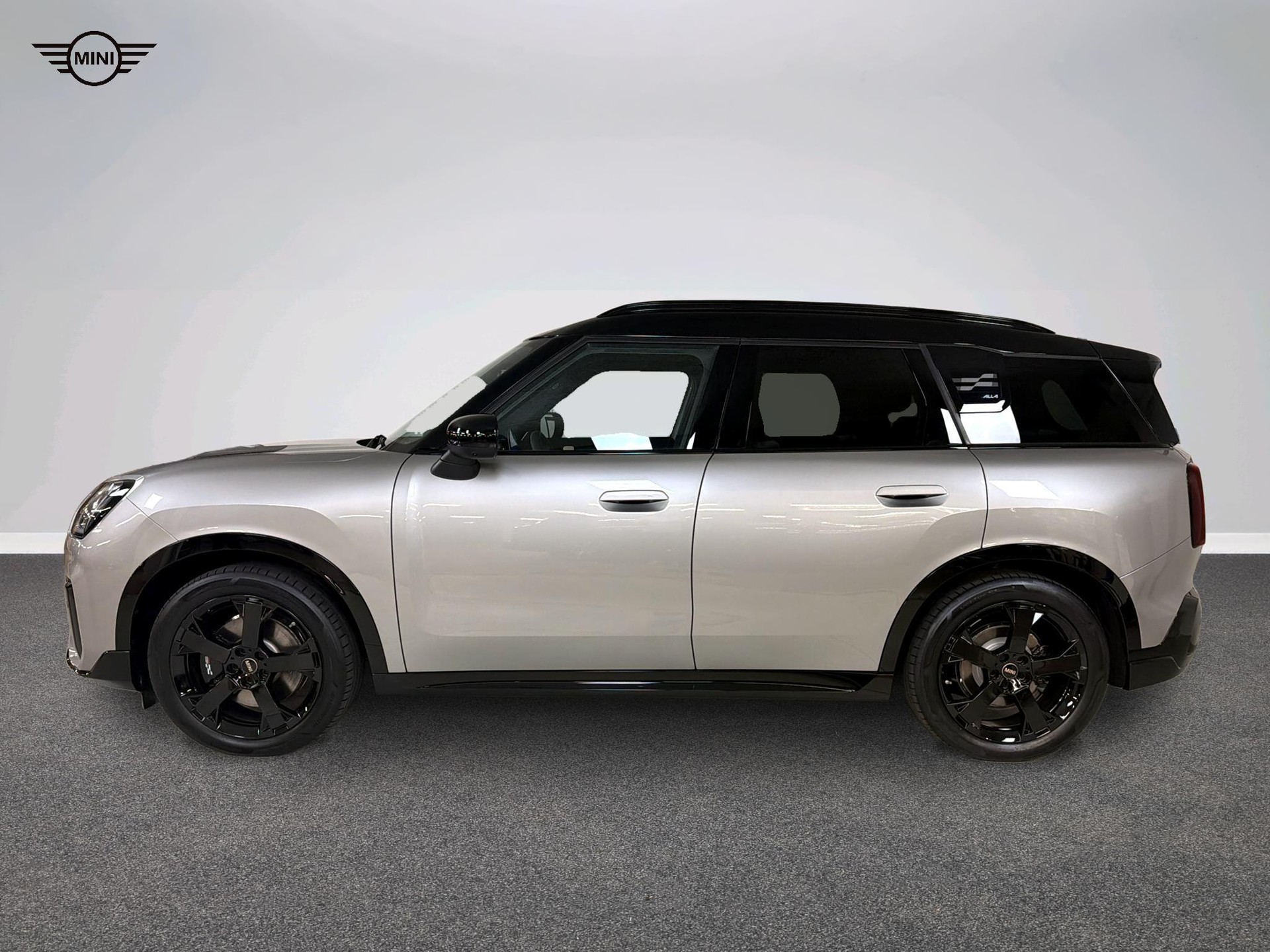 MINI Countryman SE ALL4-showroom-element-1