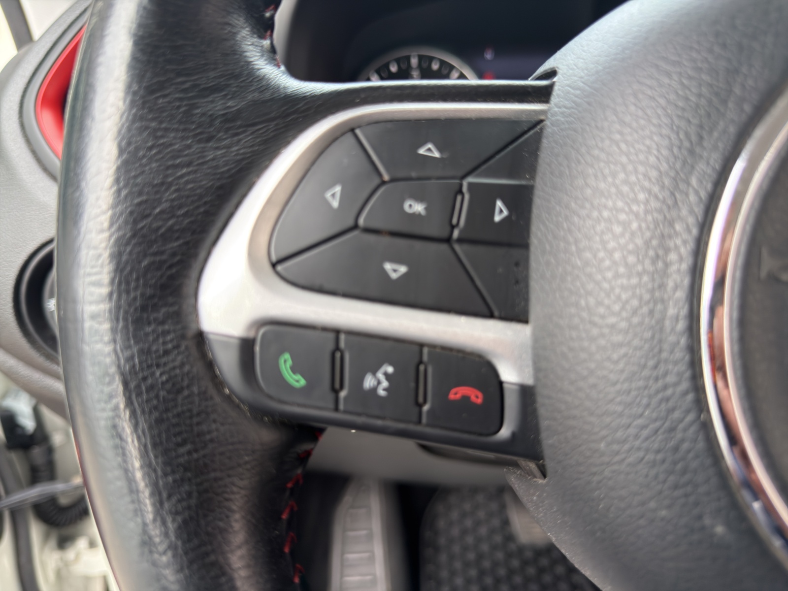 JEEP Renegade 2.0 CRD Trailhawk AWD + Low Range 9ATX-image-24