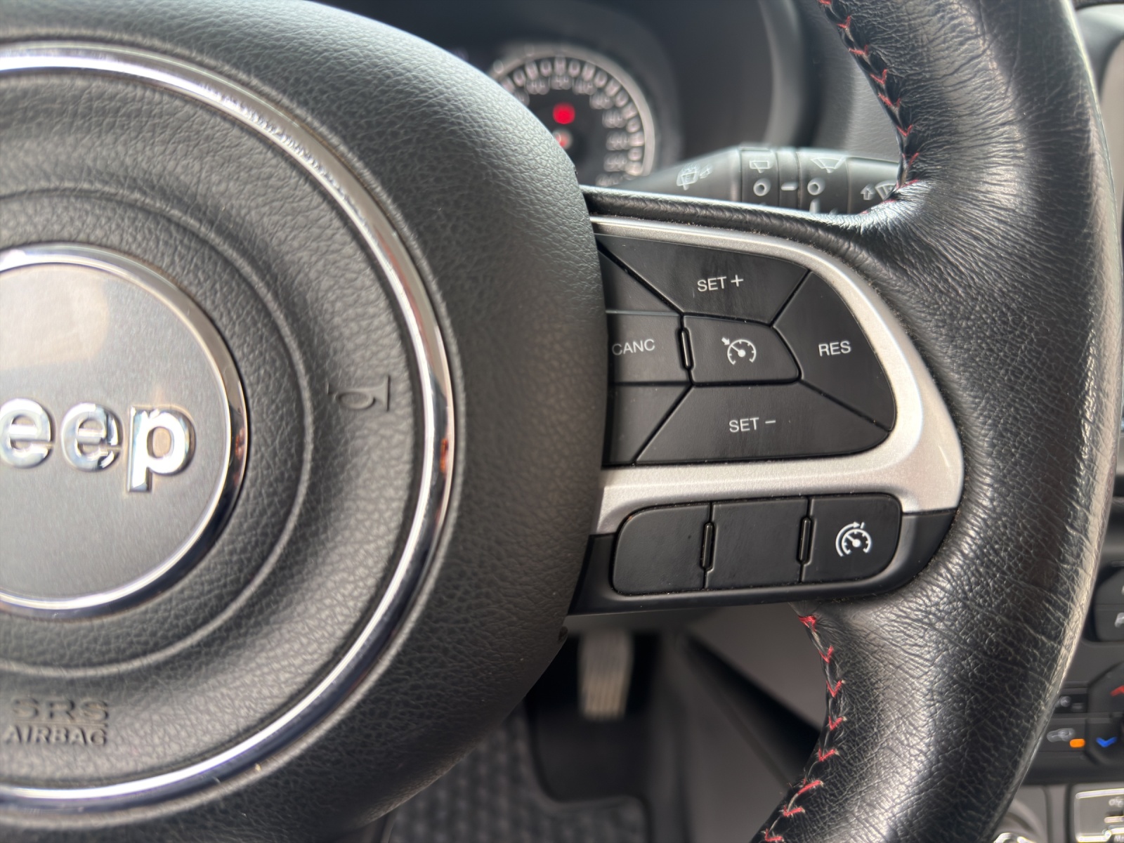 JEEP Renegade 2.0 CRD Trailhawk AWD + Low Range 9ATX-image-23