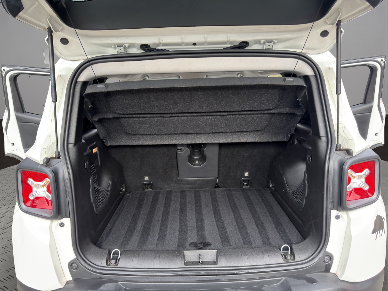 JEEP Renegade 2.0 CRD Trailhawk AWD + Low Range 9ATX-image-18