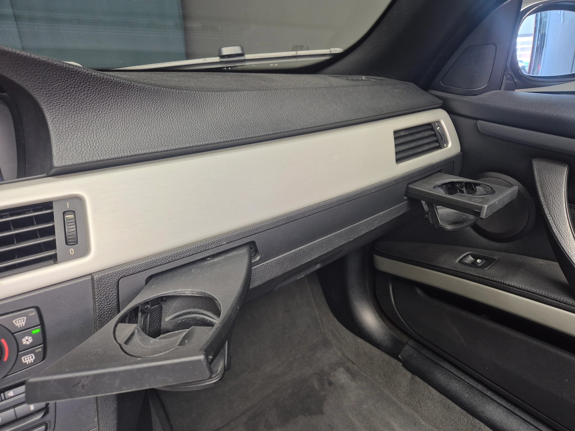 BMW 335i Cabriolet Steptronic-image-19