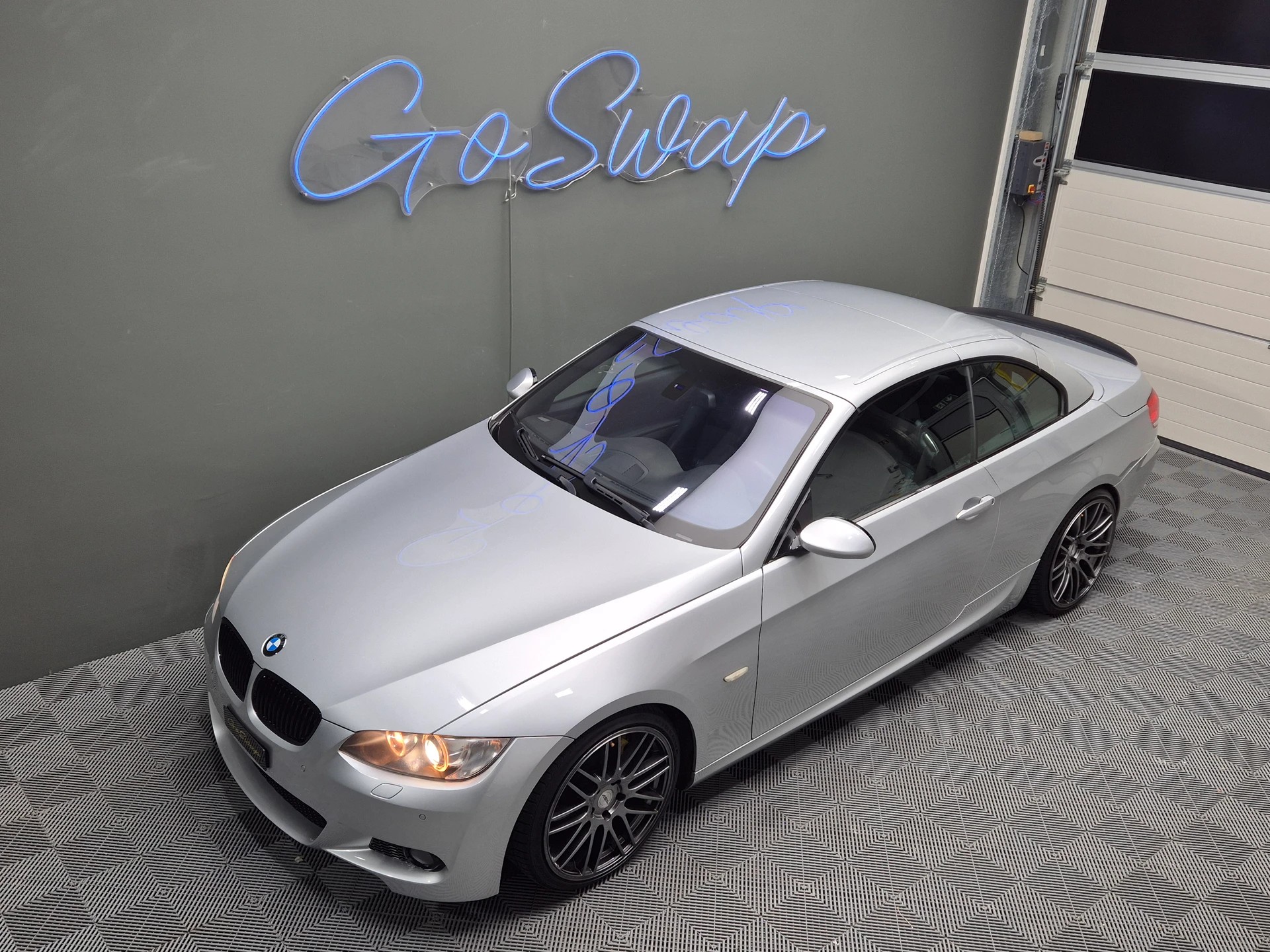 BMW 335i Cabriolet Steptronic-image-23