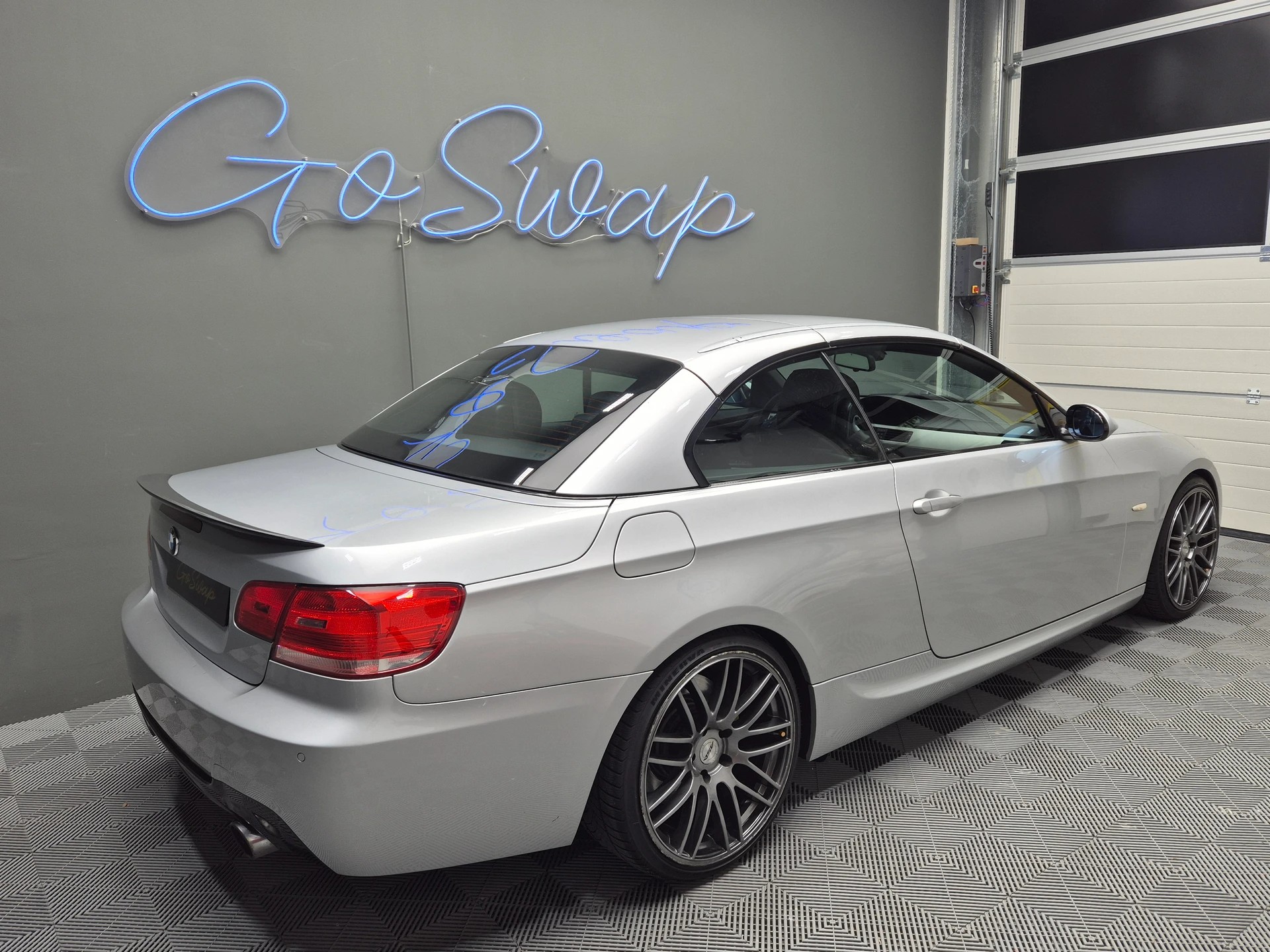 BMW 335i Cabriolet Steptronic-image-26