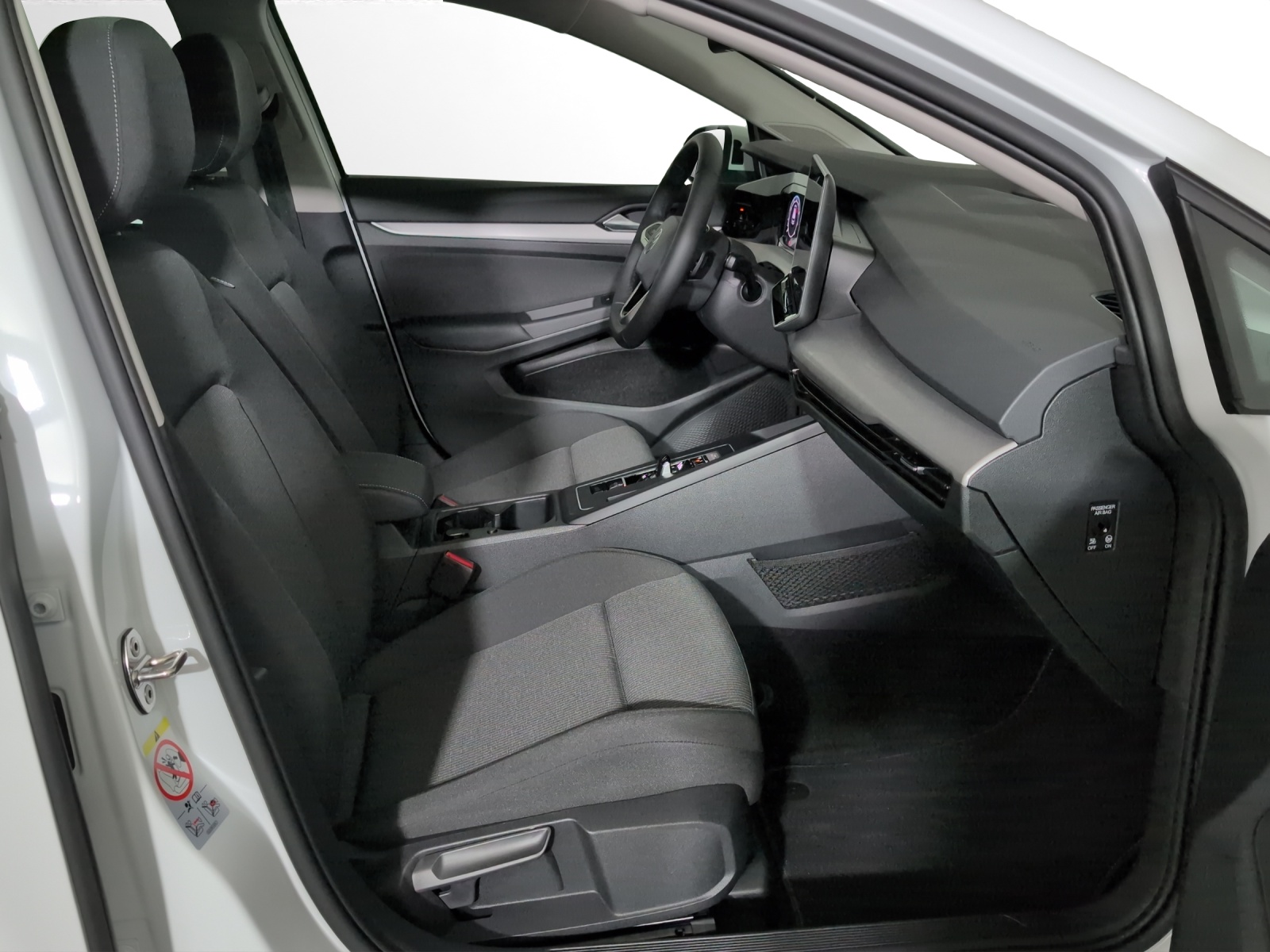 VW Golf 1.5 e TSI mHEV Value DSG-image-6