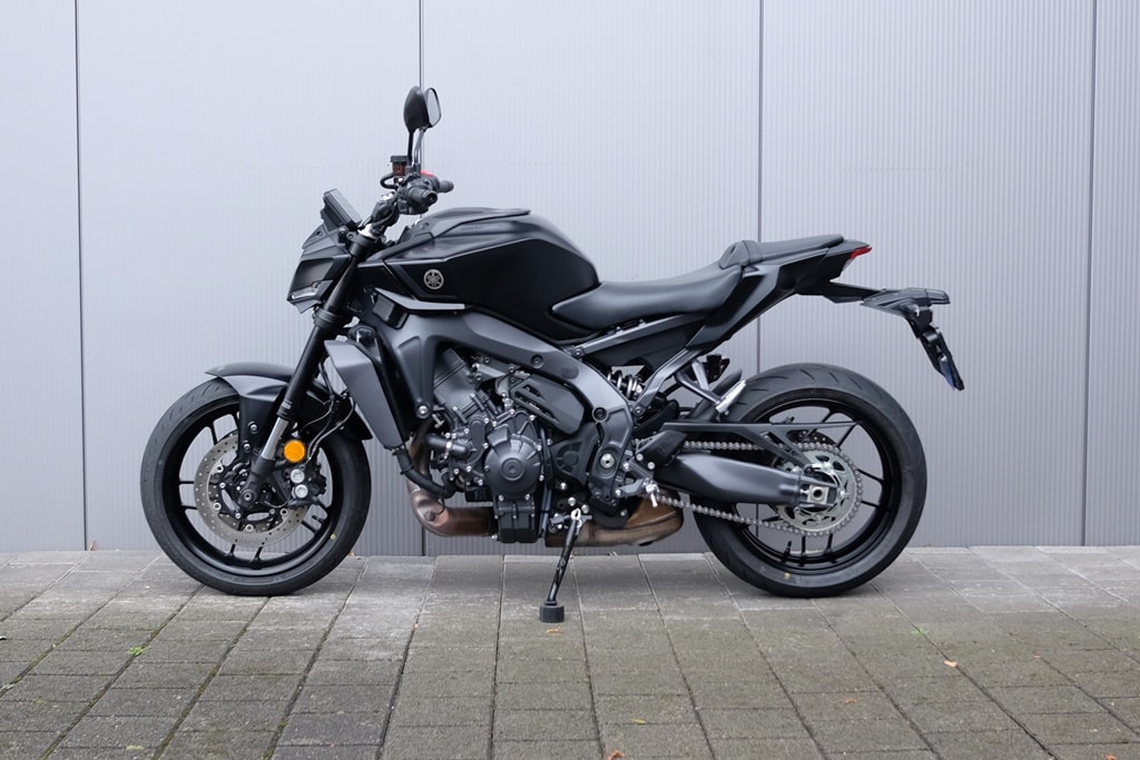 YAMAHA MT-09 ABS Y-AMT-image-2