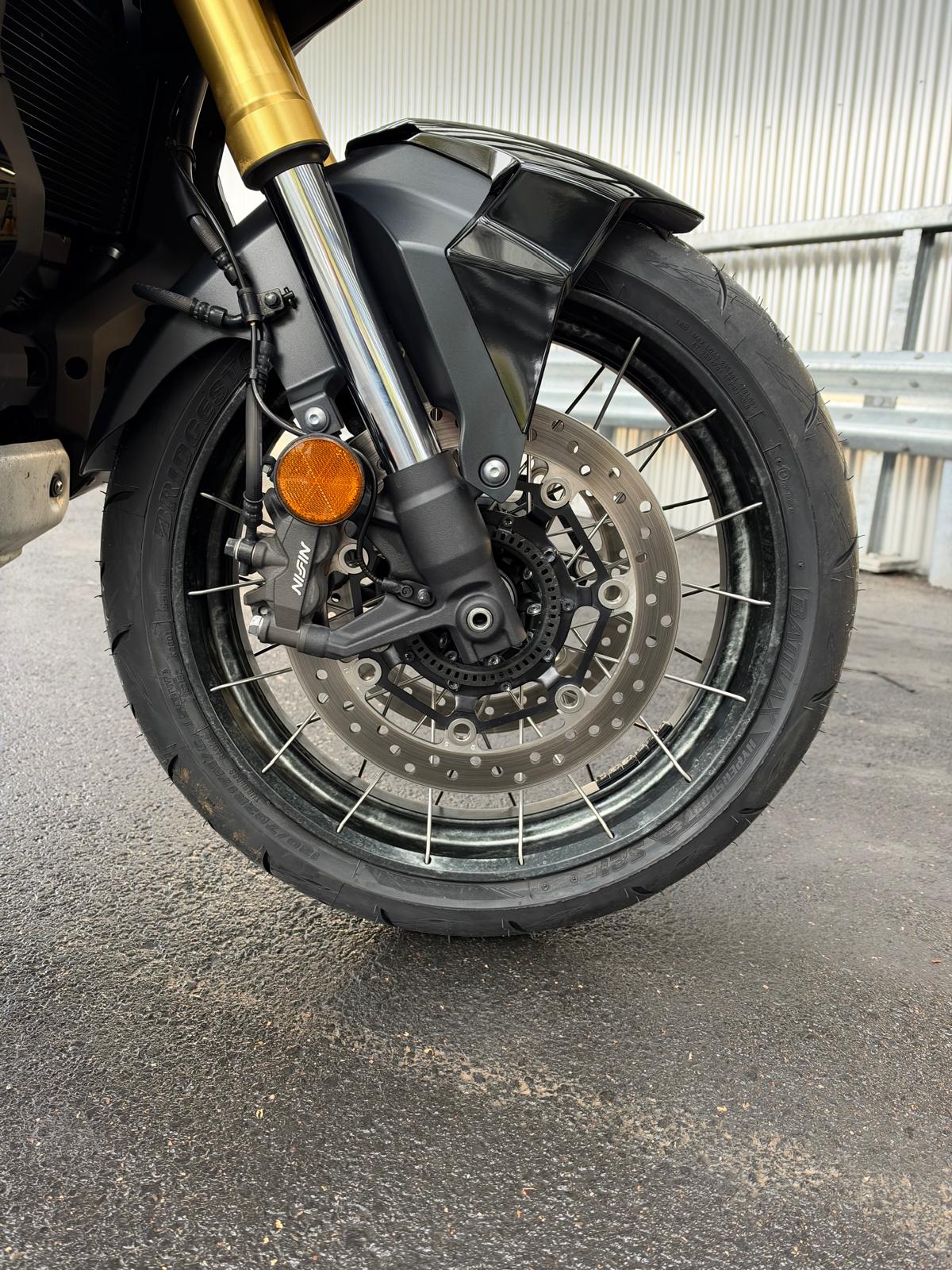 HONDA X-ADV 750-image-8
