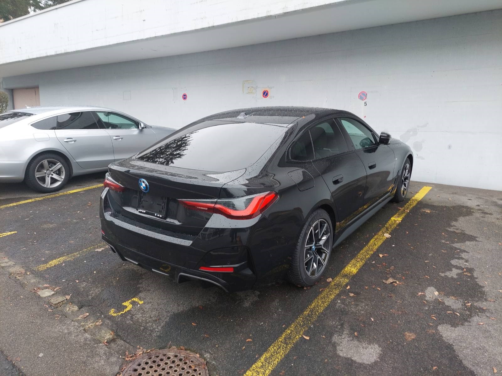 BMW i4 M50 M Sport Pro-image-2