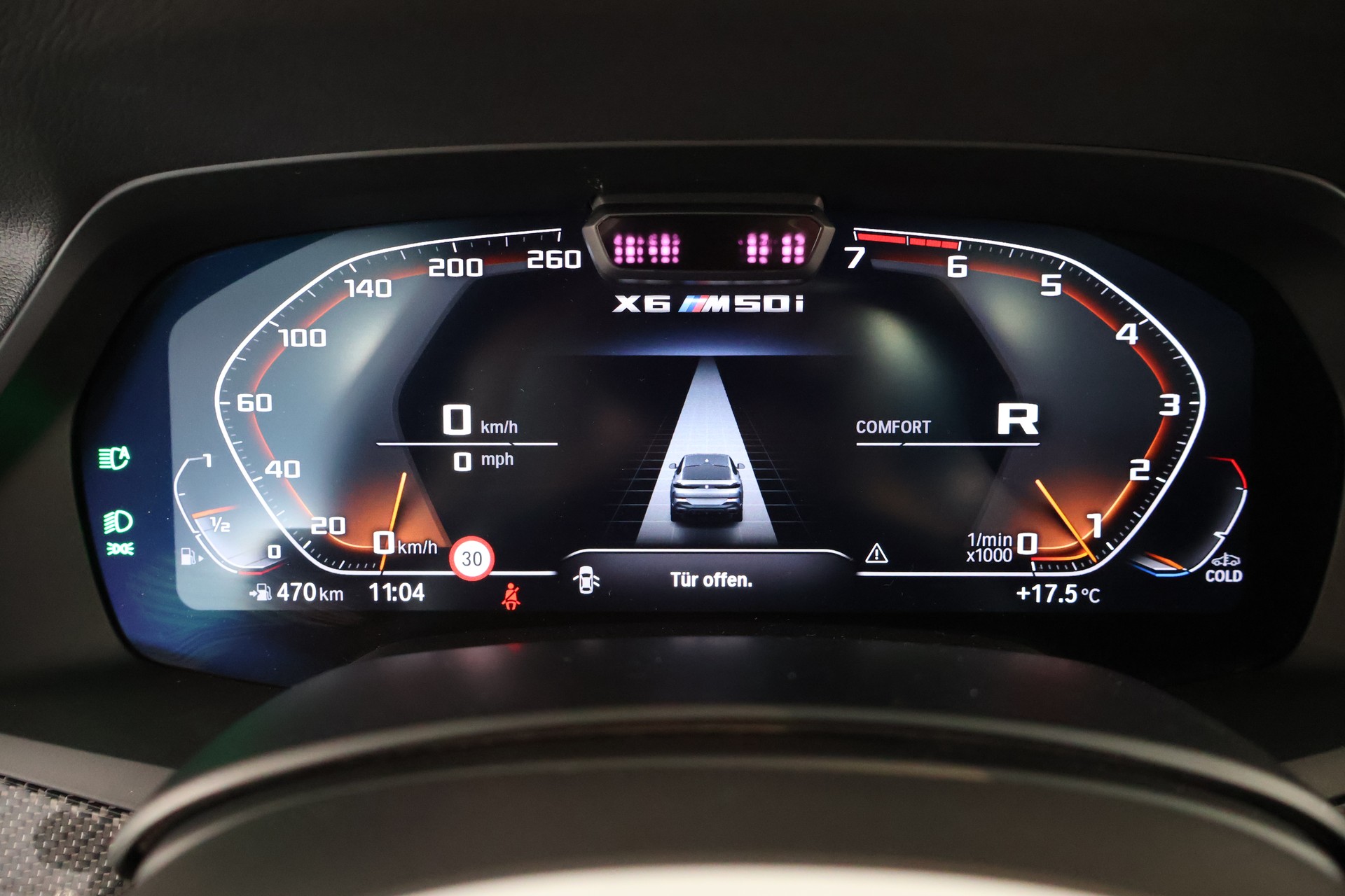 BMW X6 M50i Steptronic-image-19