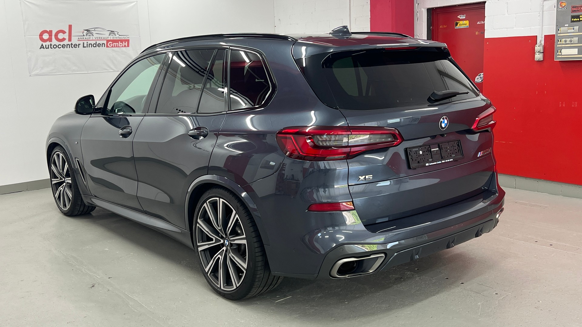 BMW X5 xDrive M50d Steptronic 7 Plätze, AHK, Sitzheizung und Belüftung-image-5