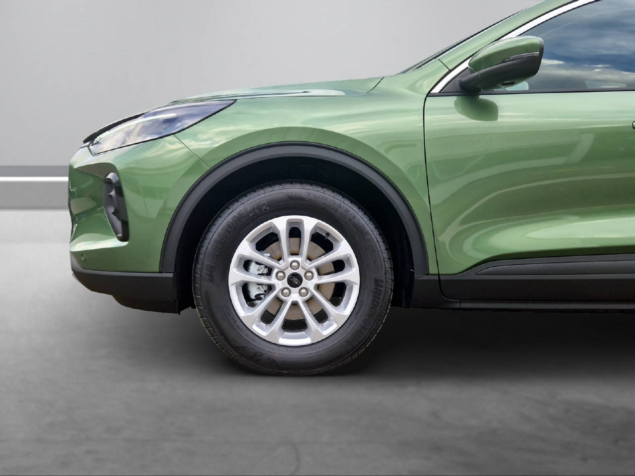 FORD Kuga 2.5 Hybrid Titanium-image-9