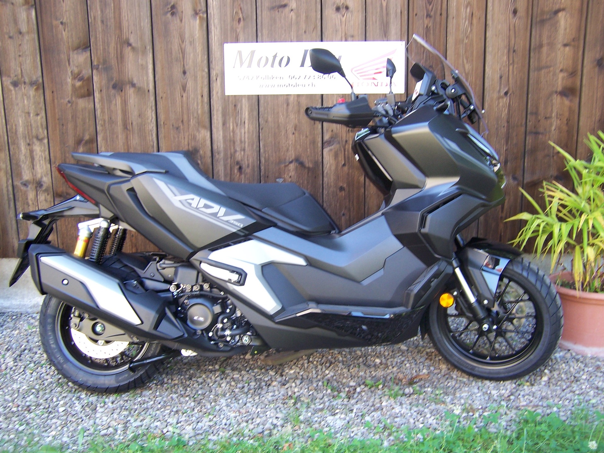 HONDA ADV 350-image-6
