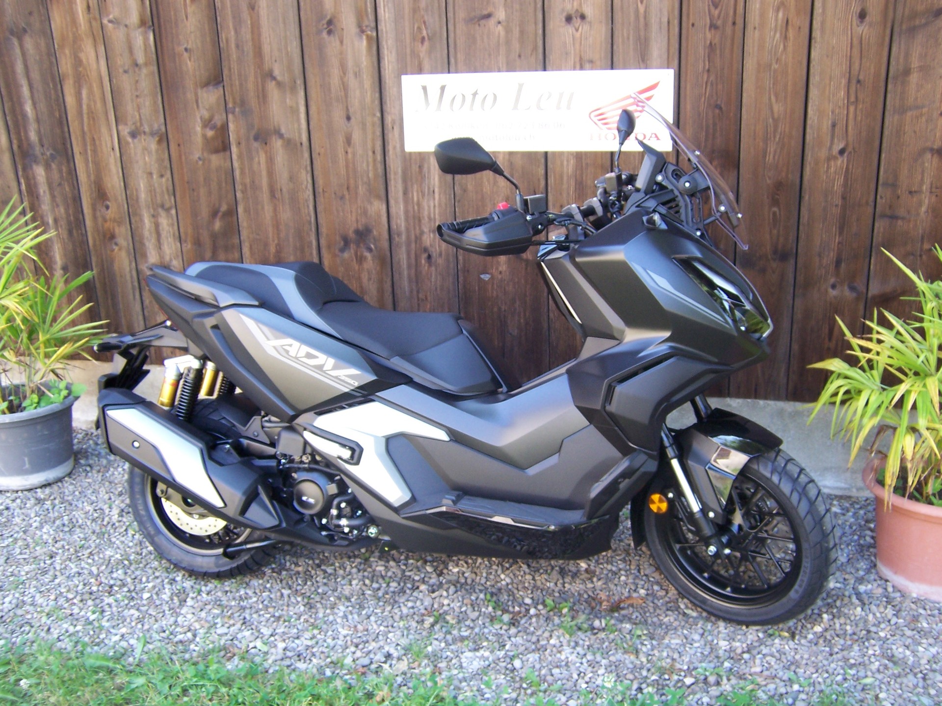 HONDA ADV 350-image-5